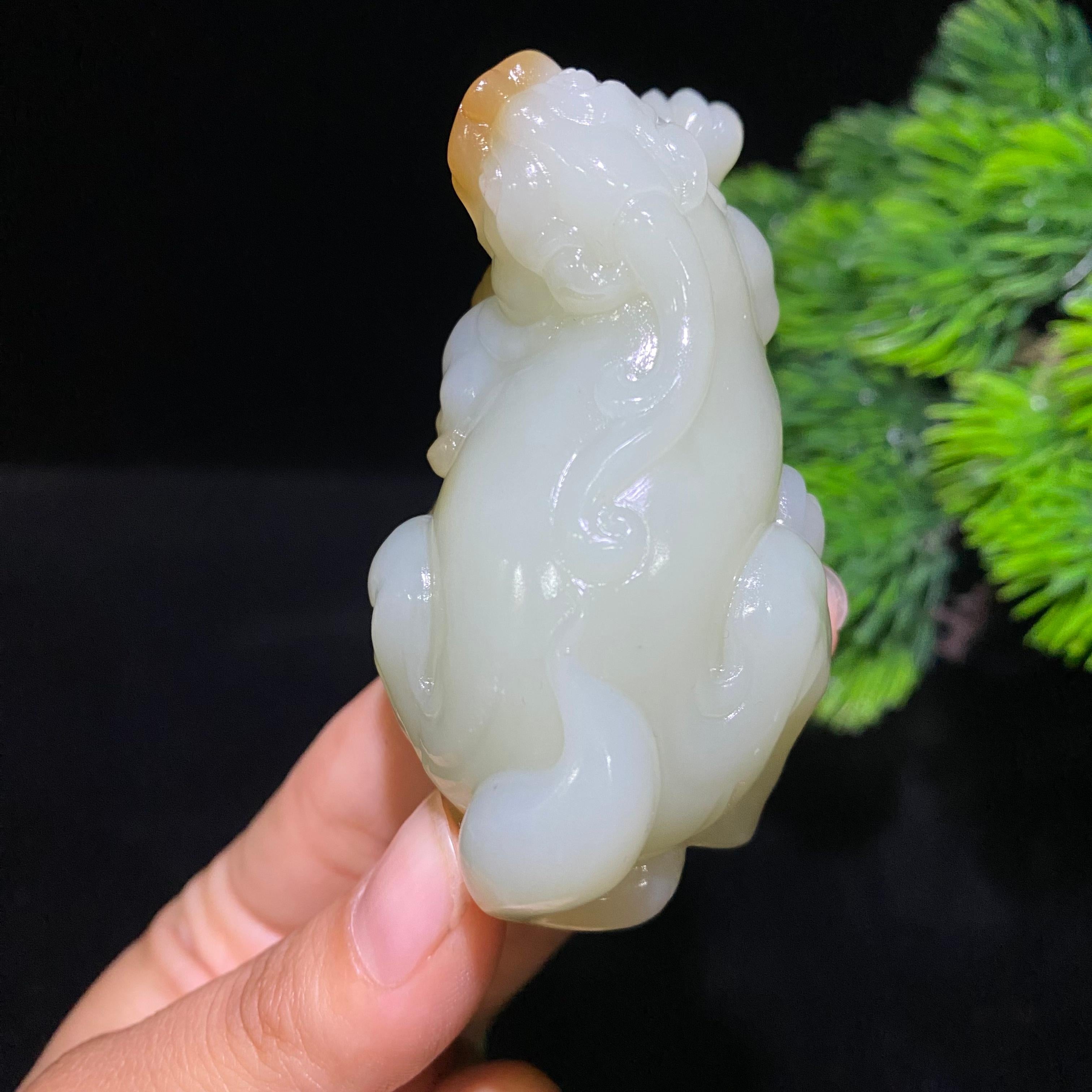 和田糖白玉貔貅手把件（116.2g）