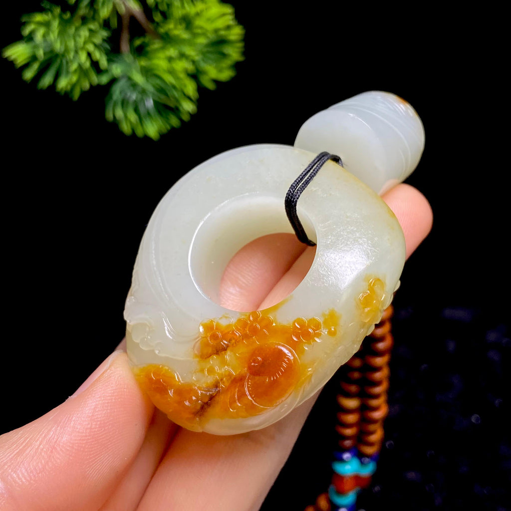 和田玉籽料喜上眉梢（70.4g）