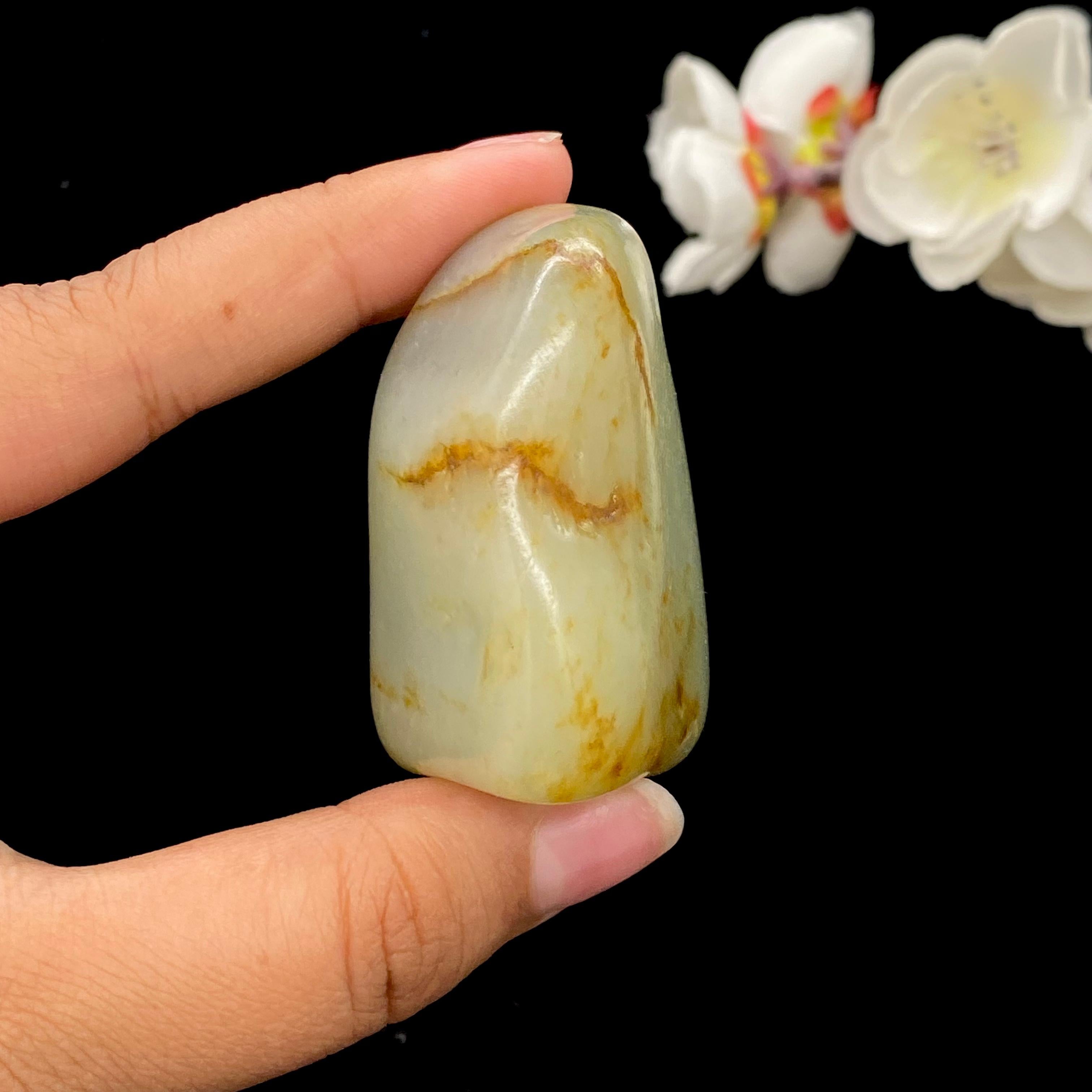 和田玉洒金皮青花底籽料（105g）