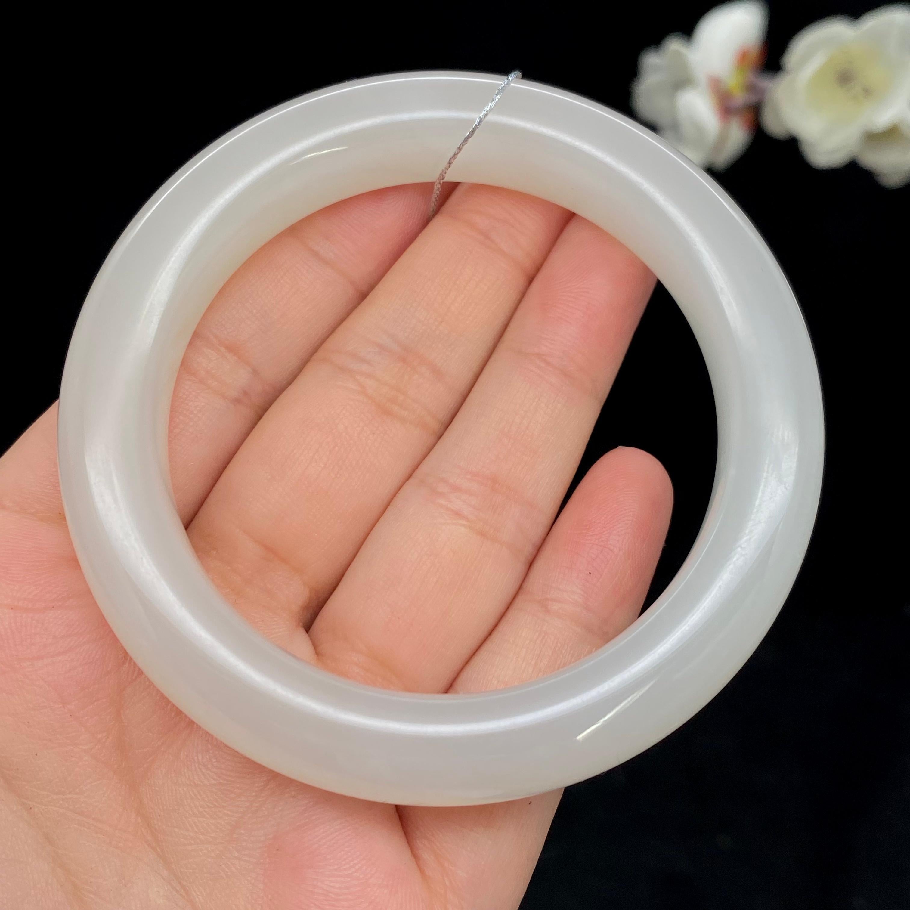 和田玉-沙枣青籽料【手镯】F2604210120（41.27g）