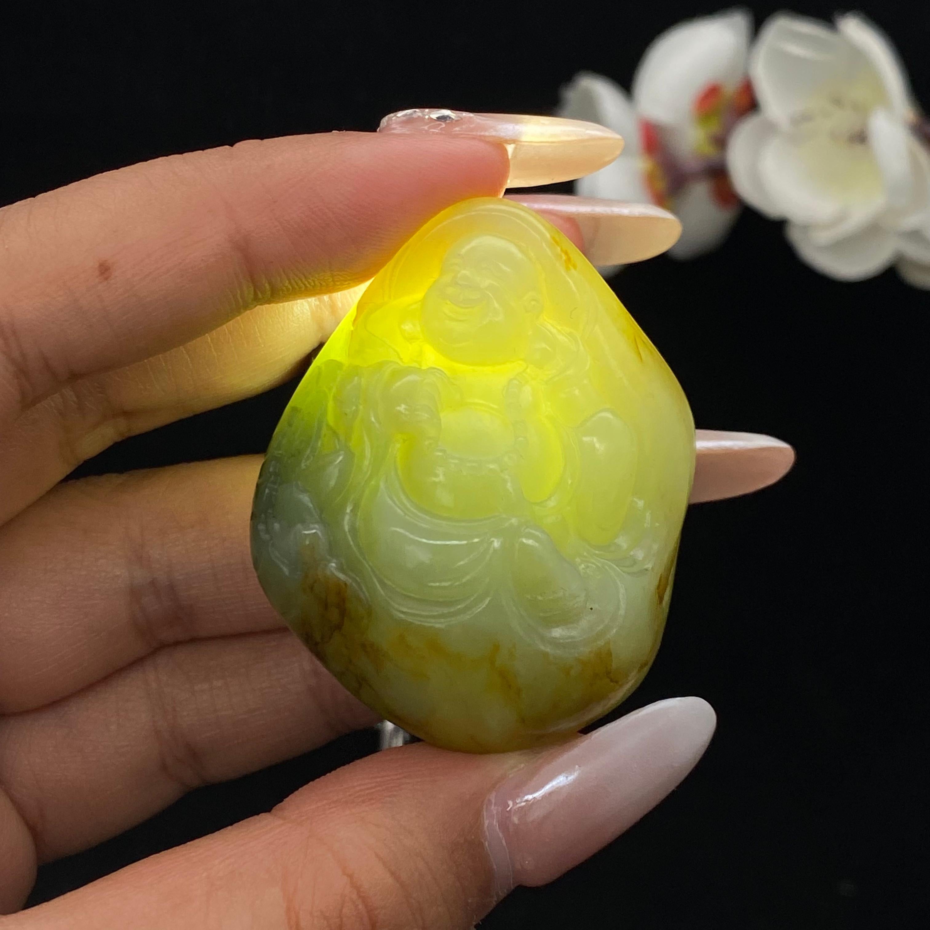 和田玉洒金皮翠青籽料【佛公】挂件（55.1g）