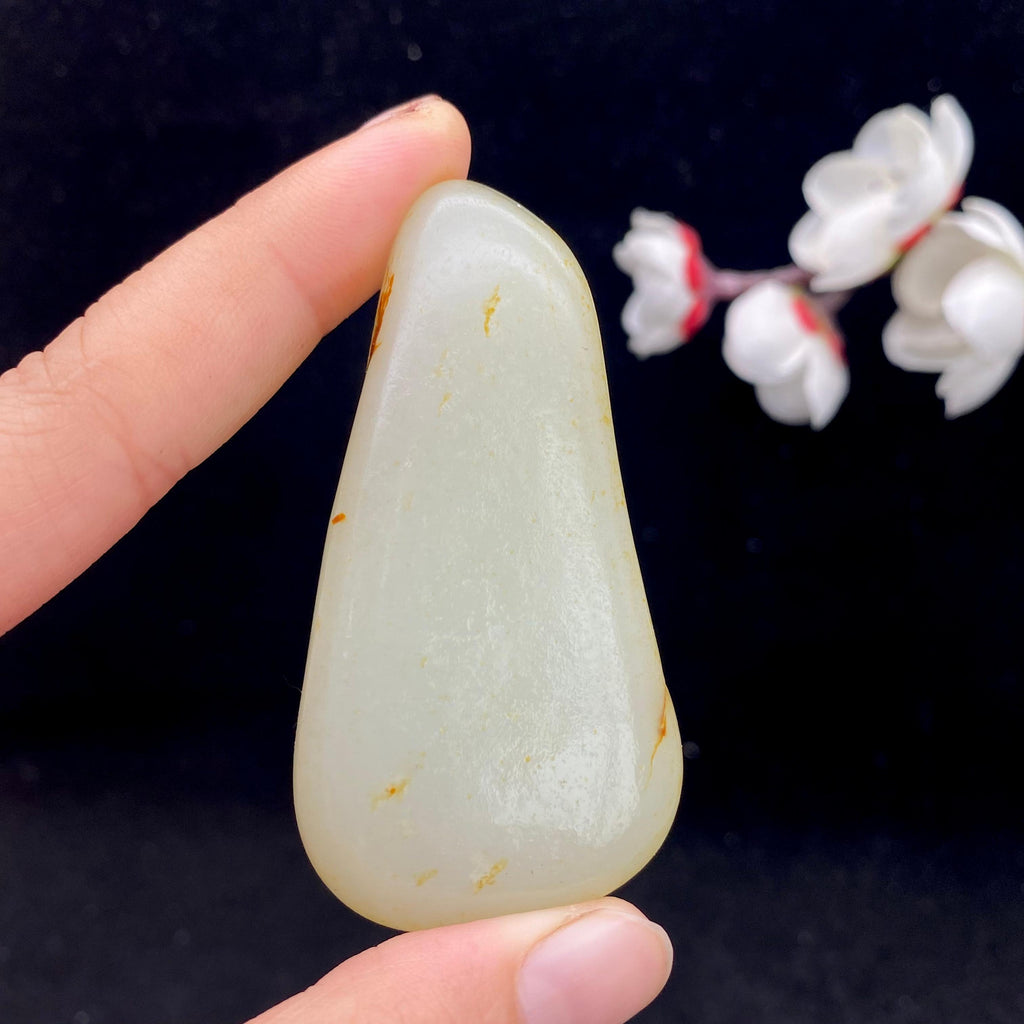 和田玉洒红皮籽料大挂件（59g）