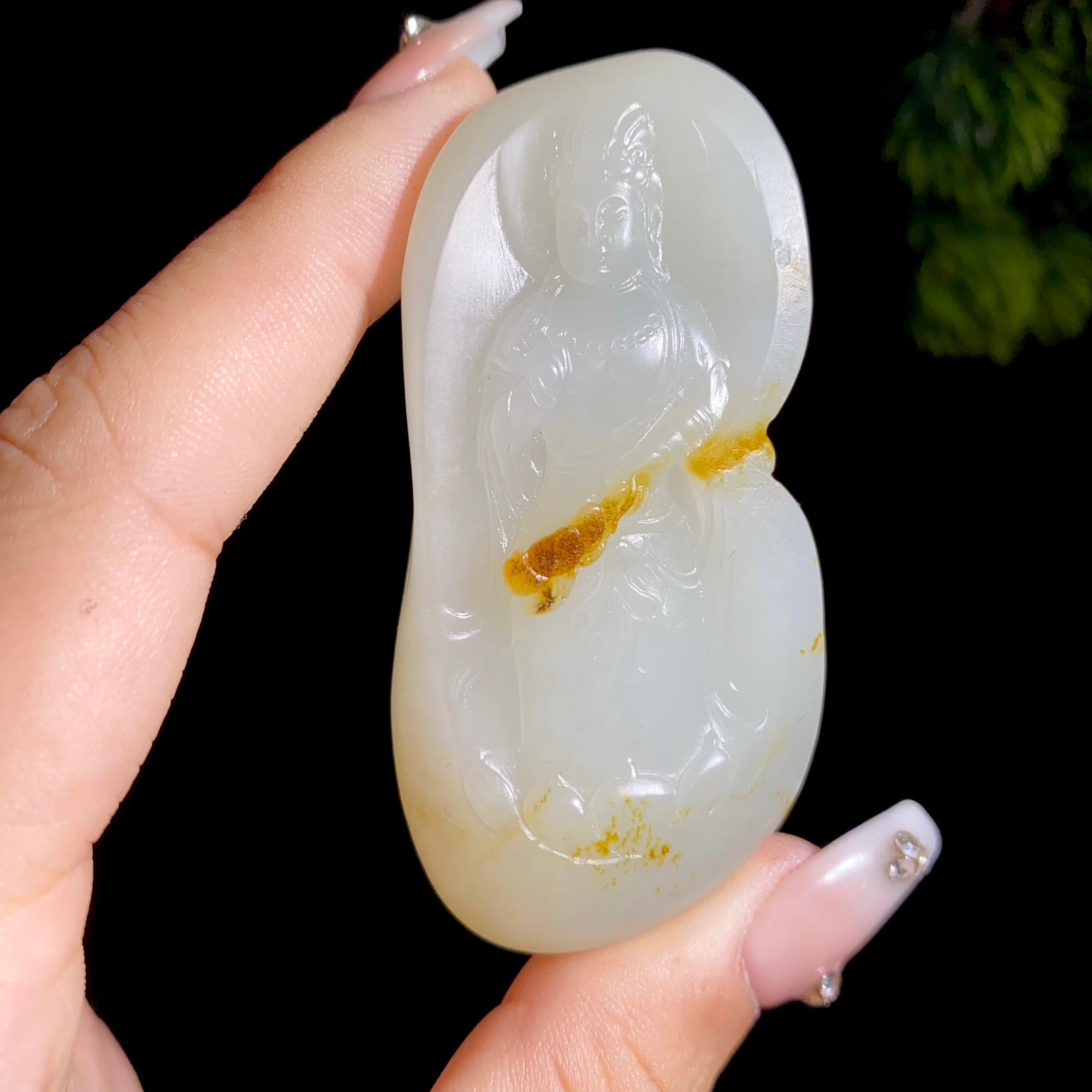 和田玉籽料观音（67.3g）
