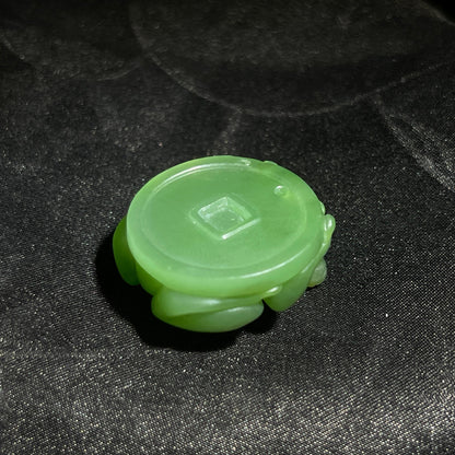 和田玉碧玉阳绿呱呱来财（9.3g）