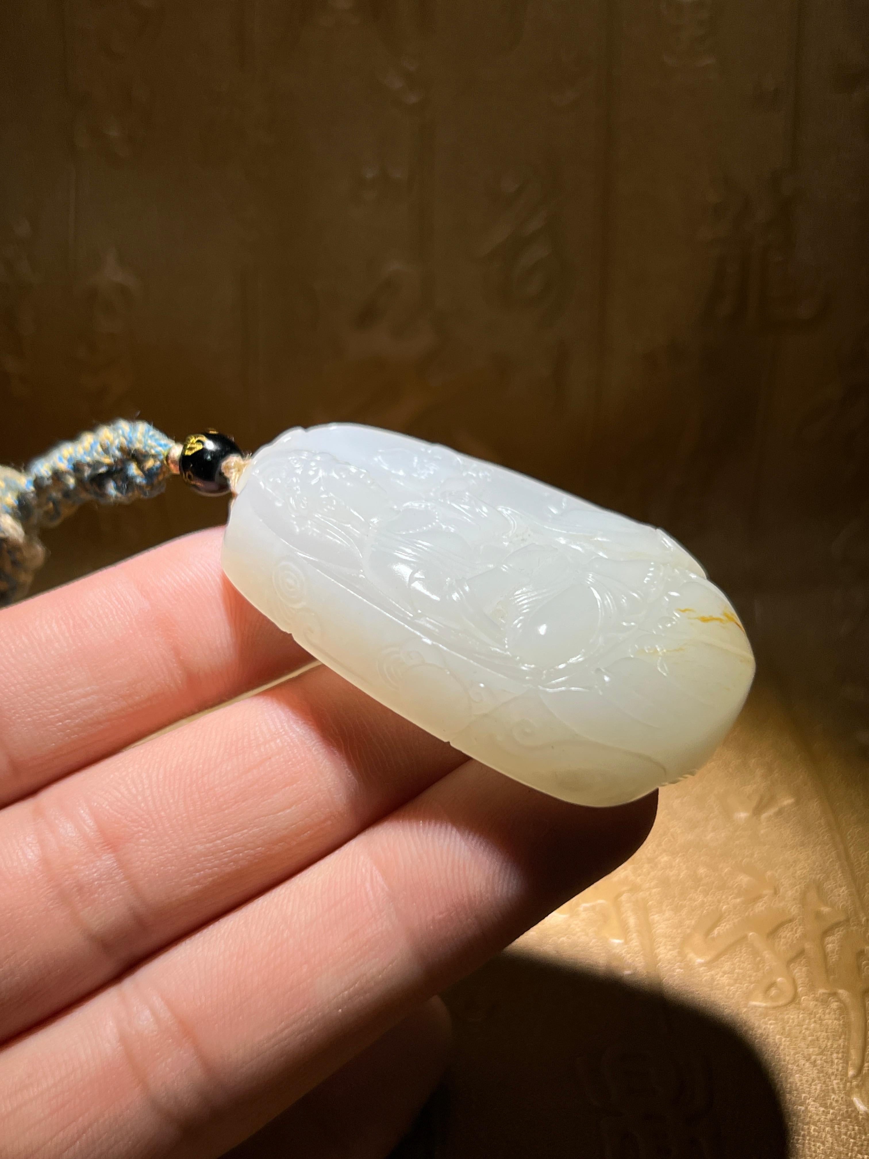 和田玉籽料观音（48.4g）