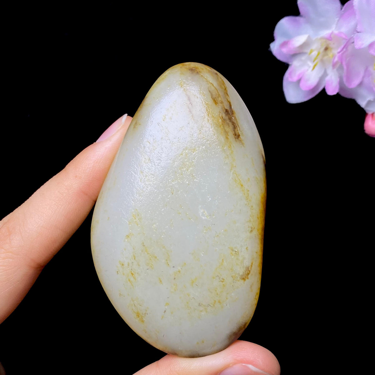 和田玉秋梨皮籽料挂件（83.8g）