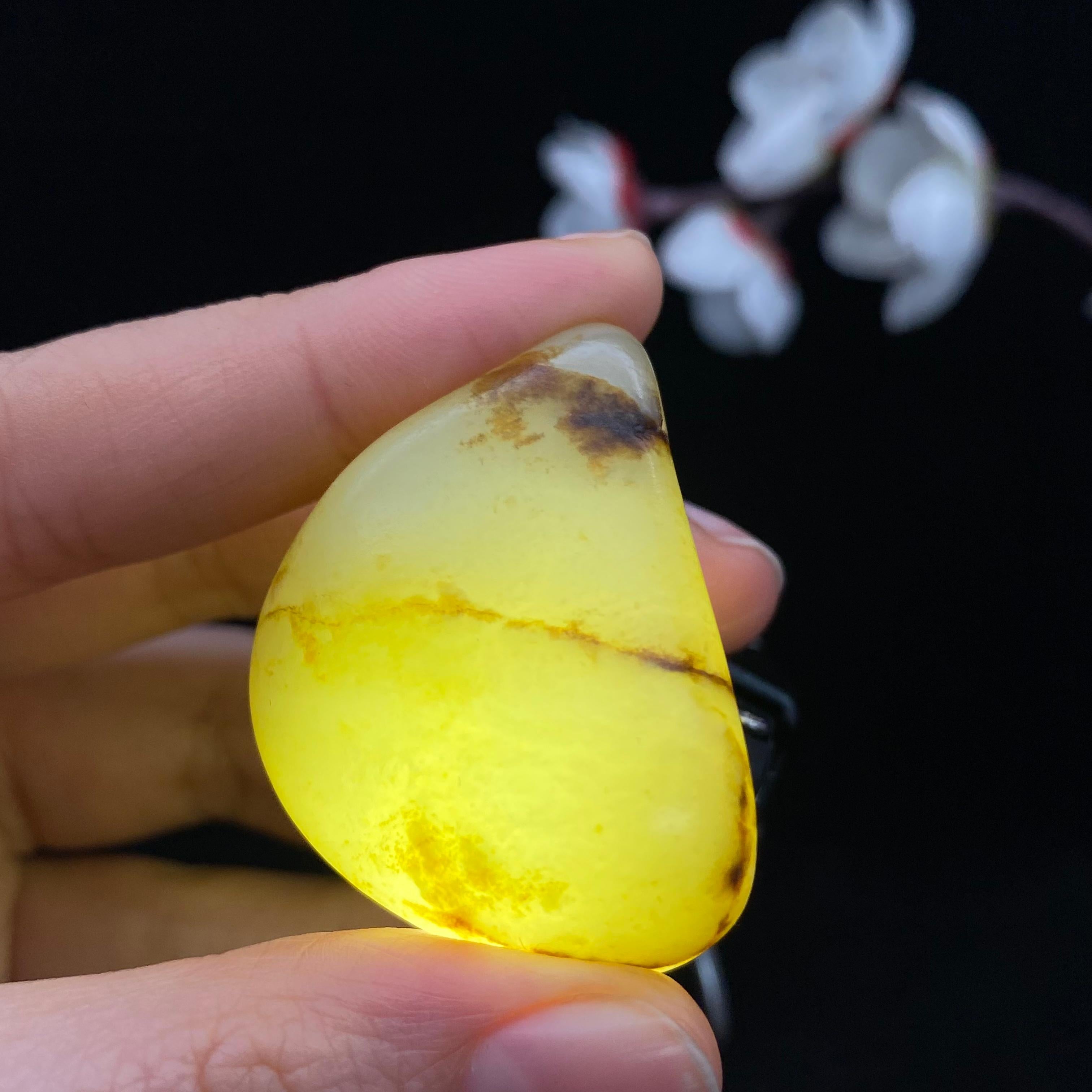 【超值推荐】和田玉洒金皮籽料挂件（29.5g）