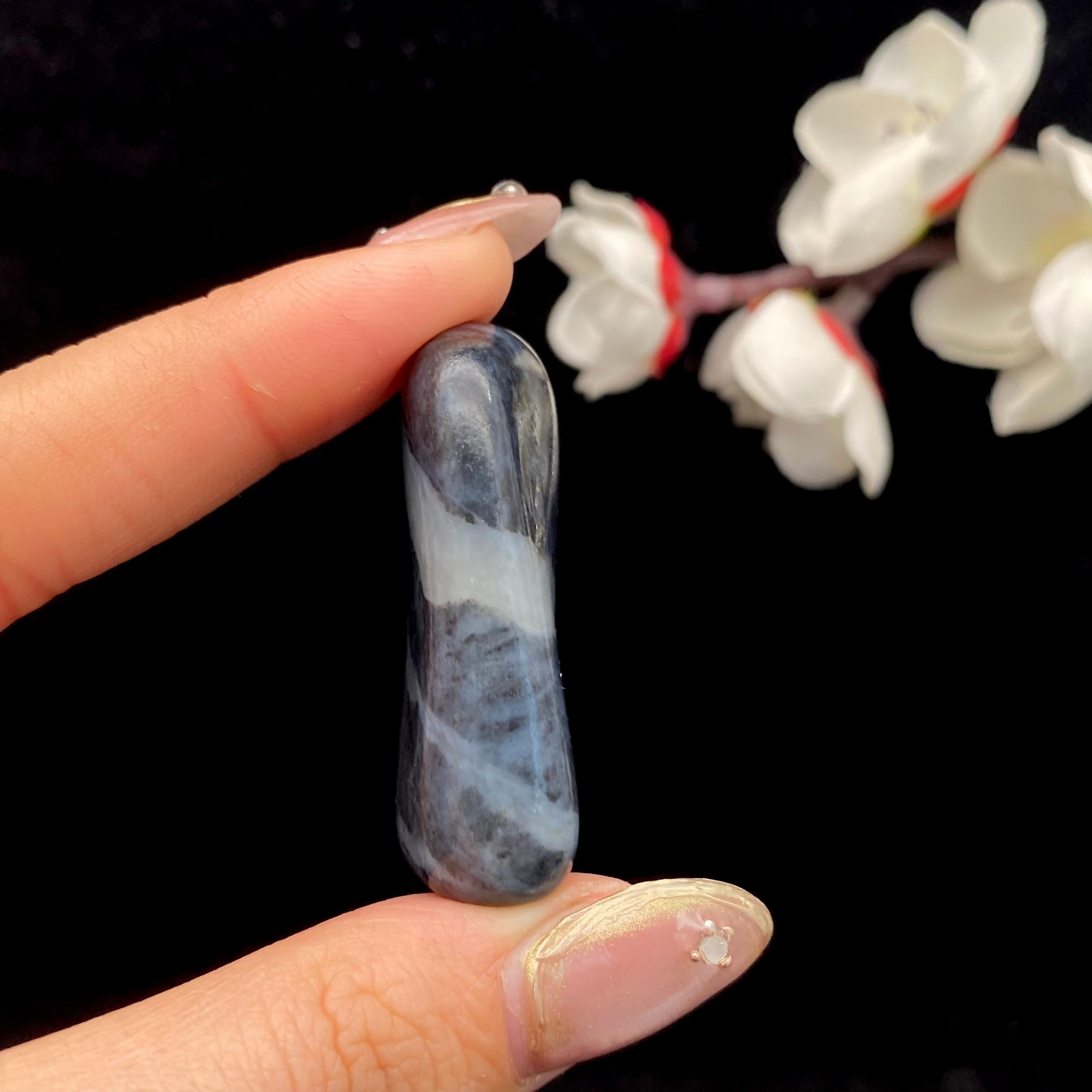 和田玉青花籽料原石（21g）