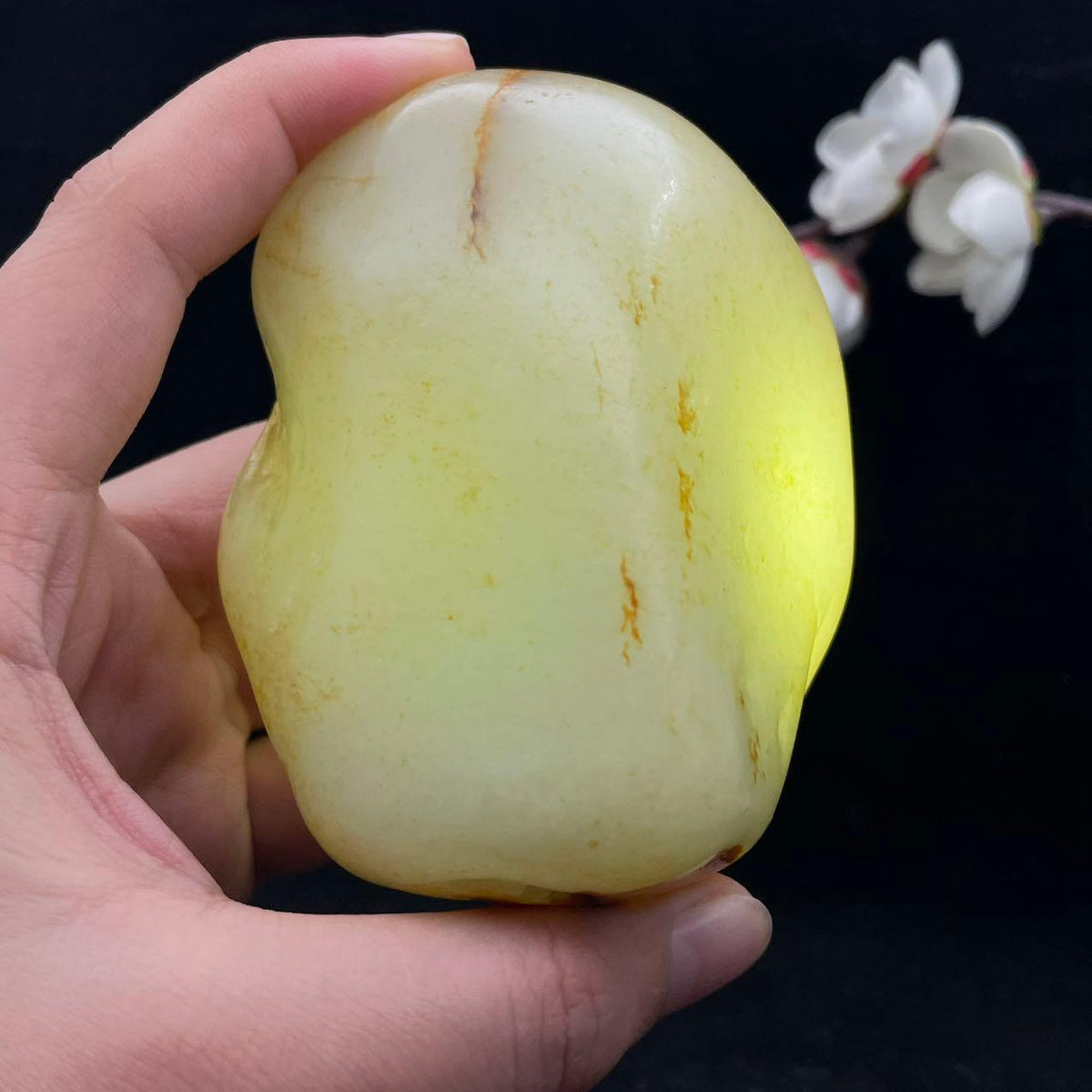 和田玉洒金皮籽料小摆件（410g）
