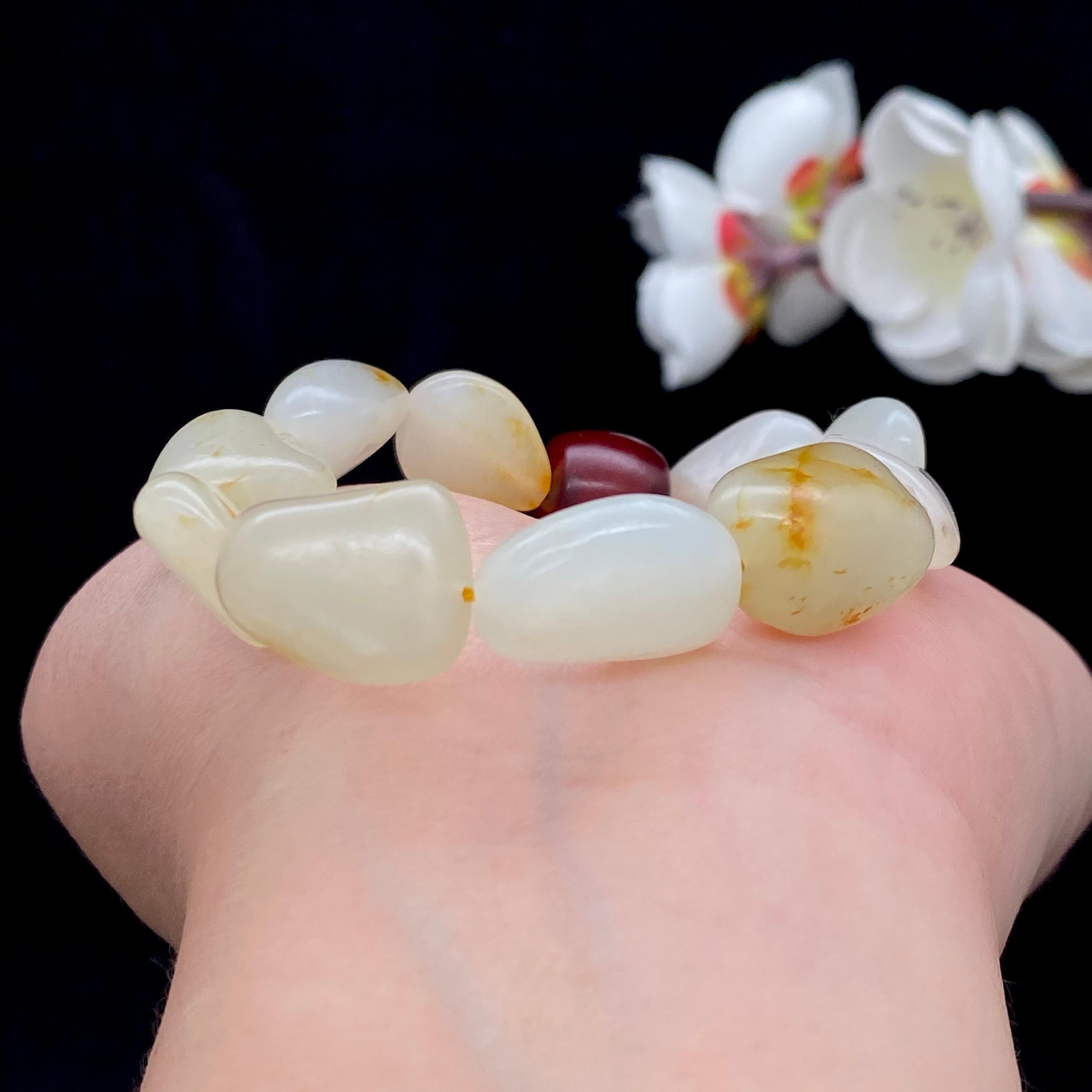 和田玉洒金皮籽料【精品手串】（25.1g）