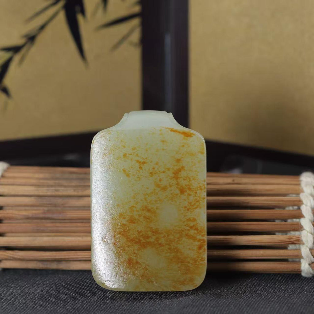 和田玉洒金皮无事牌（56.5g）
