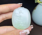 和田羊脂玉带翠观音（29.6g）