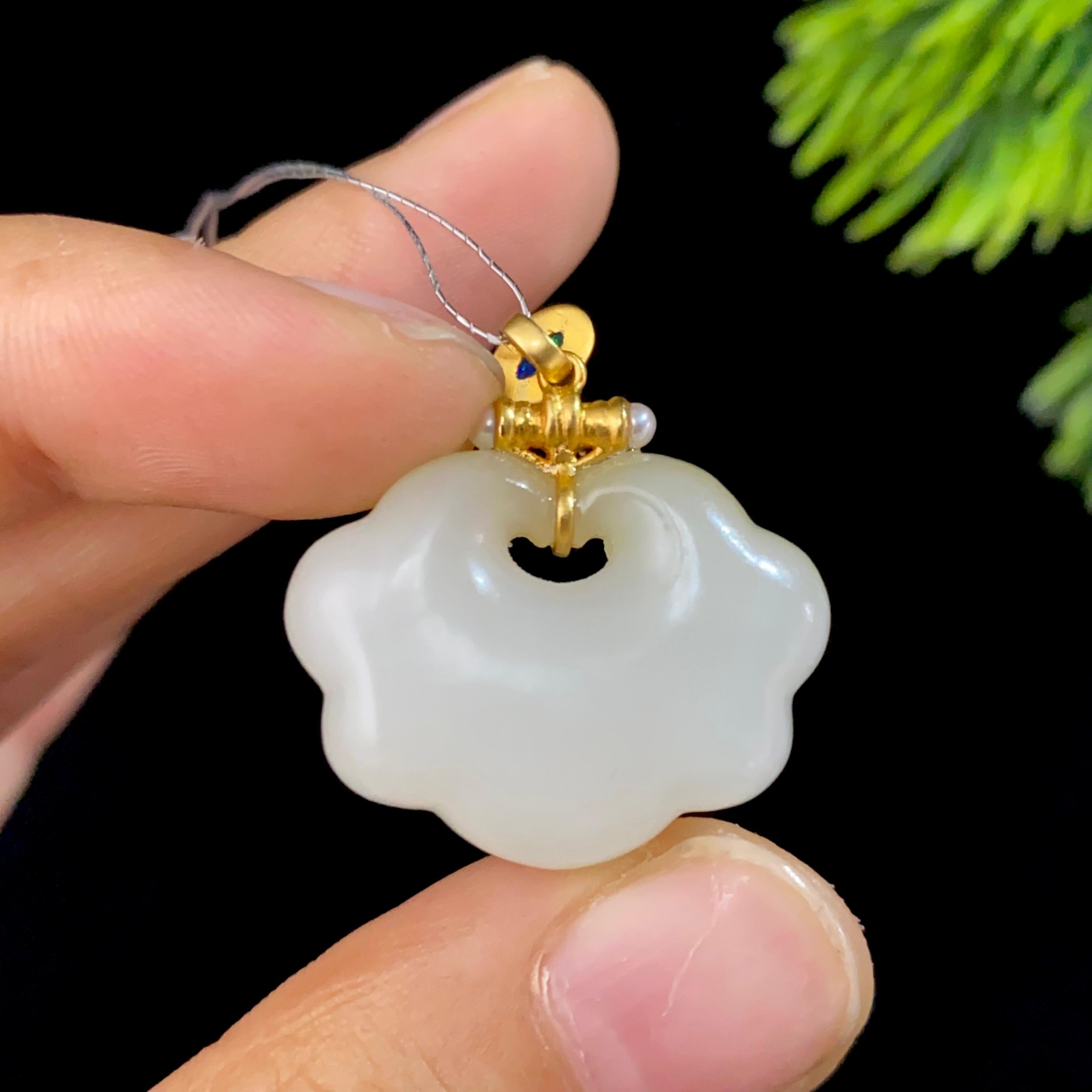 和田玉18k金糖白平安锁吊坠（8.0g）