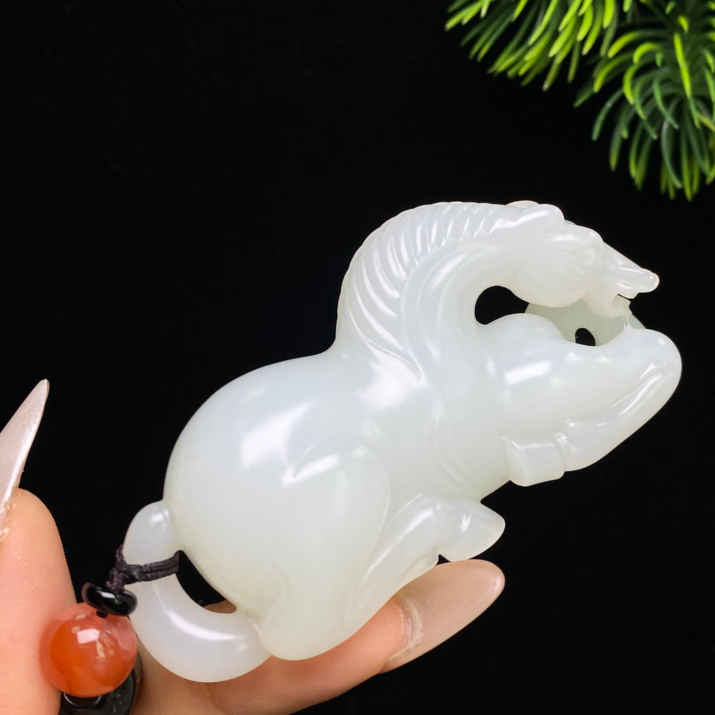 和田玉籽料马到成功（66.5g）