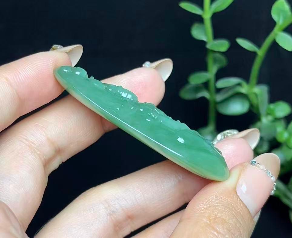 和田粉青猫眼碧玉文殊菩萨（24.7g）