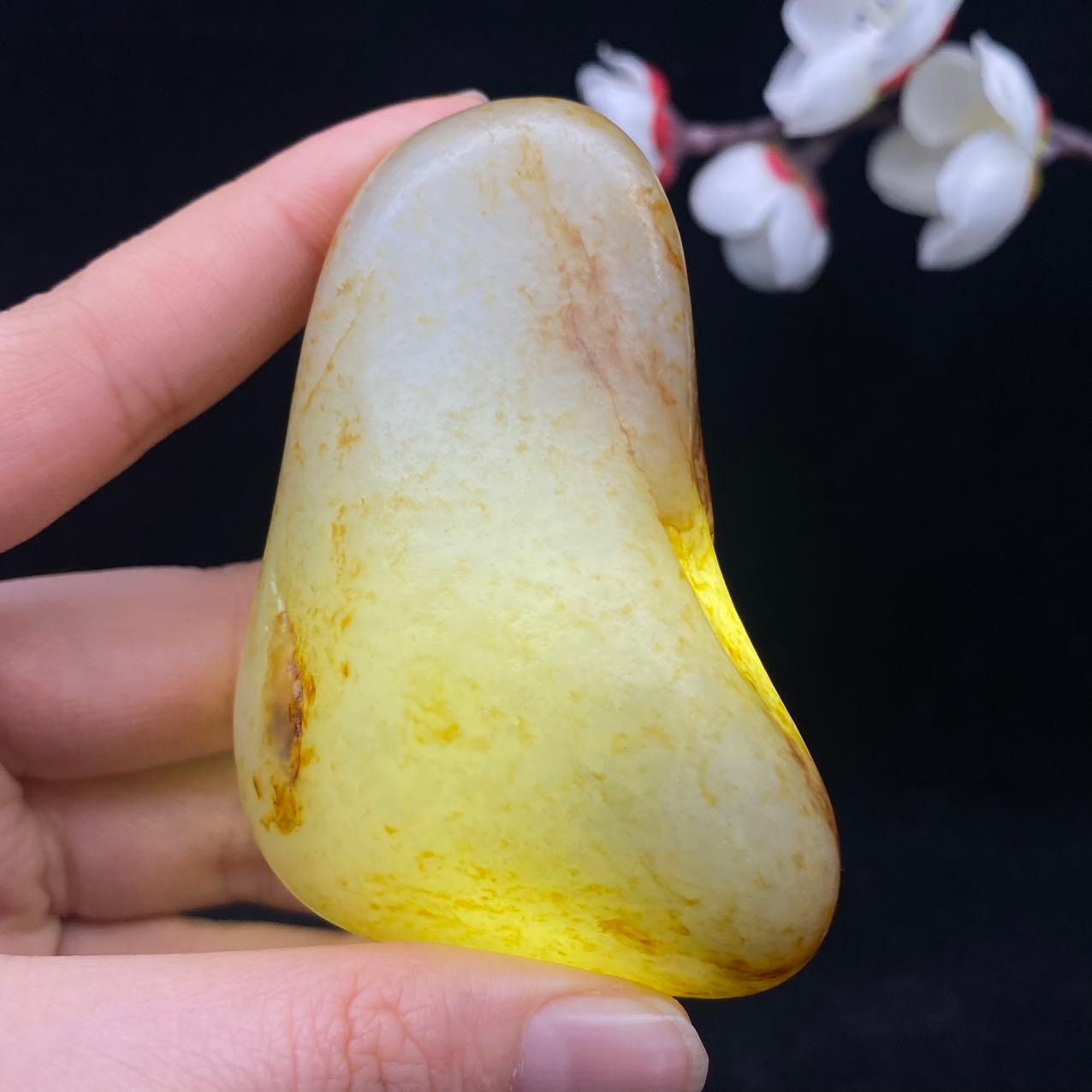 和田玉洒金皮籽料（134g）