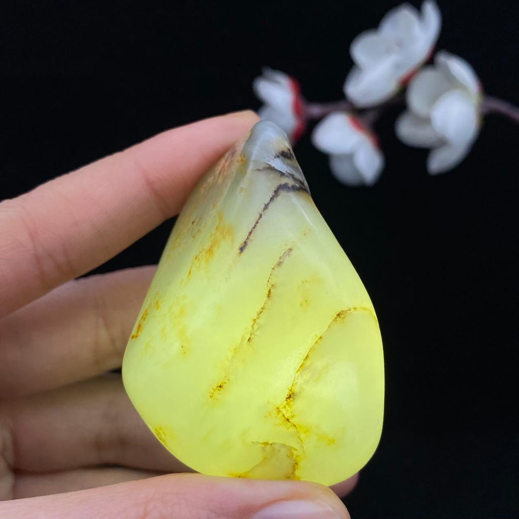 【超值推荐】和田玉洒金皮籽料（67.8g）