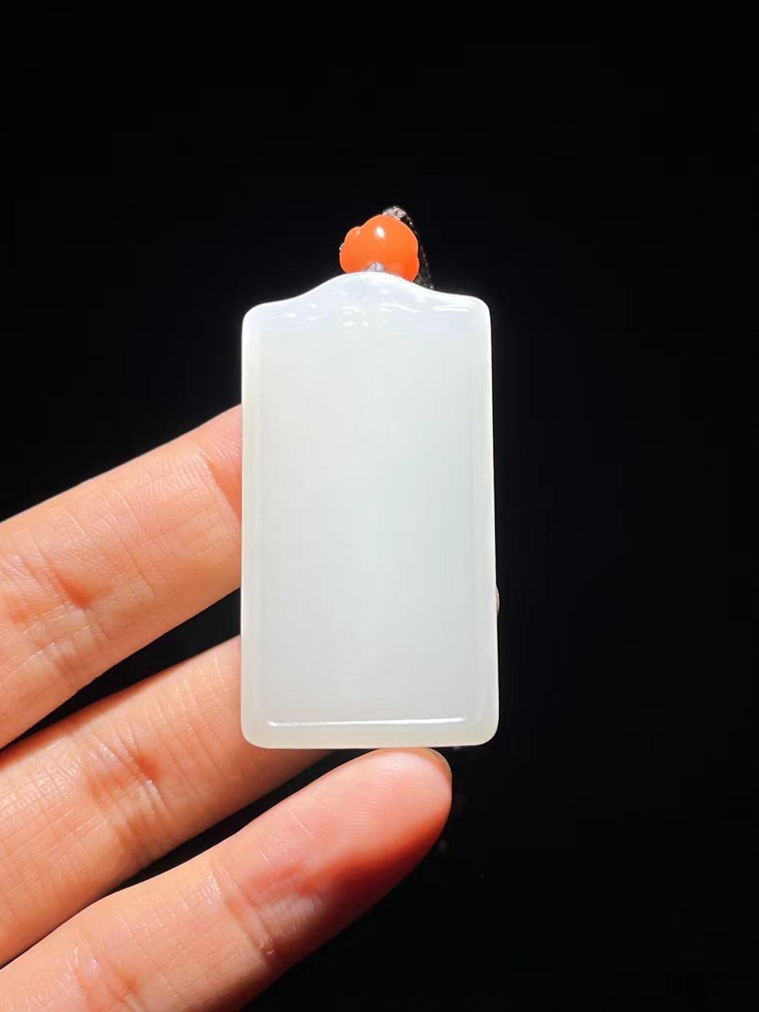 和田籽玉无事牌（29.1g）
