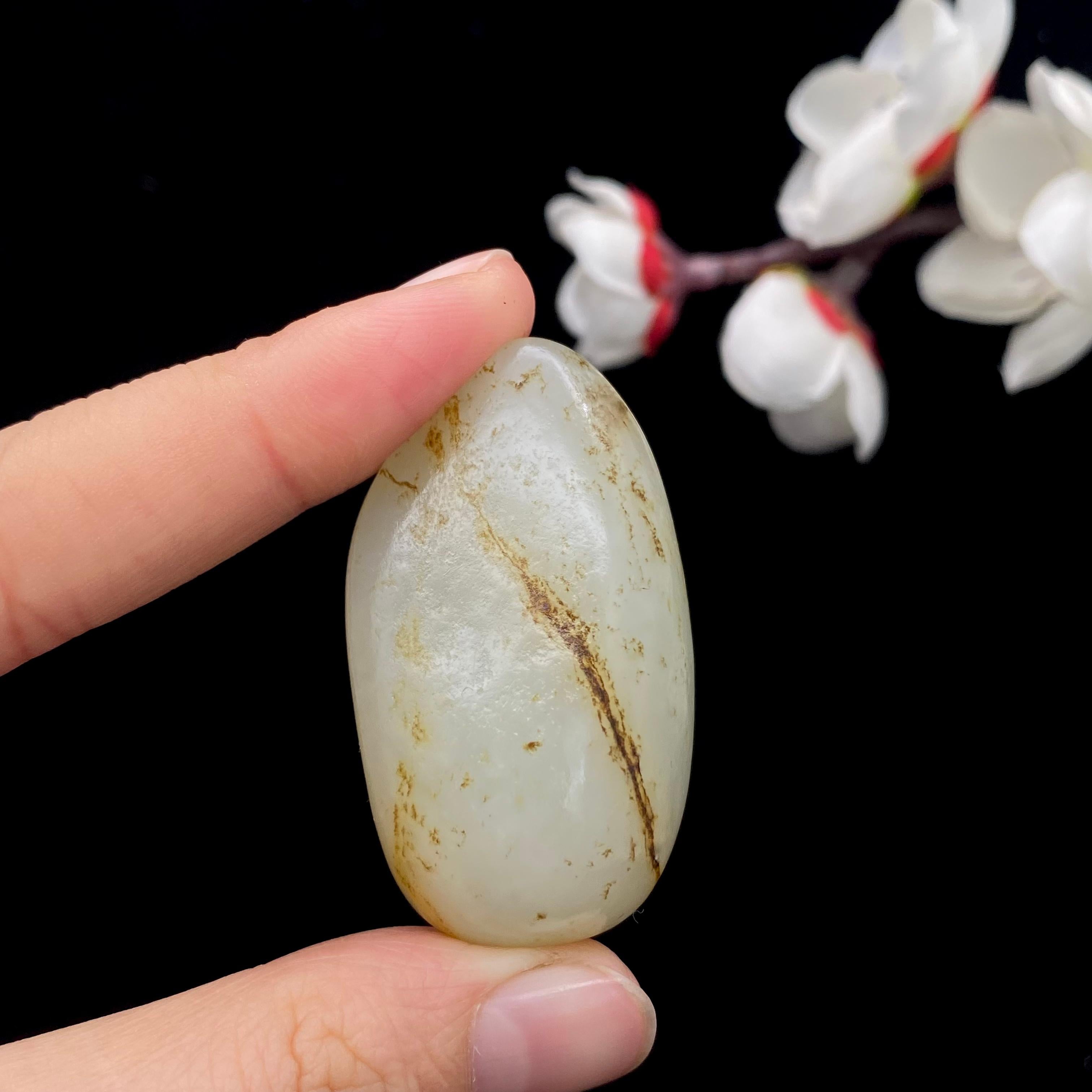 和田玉洒金皮籽料原石（28.2g）