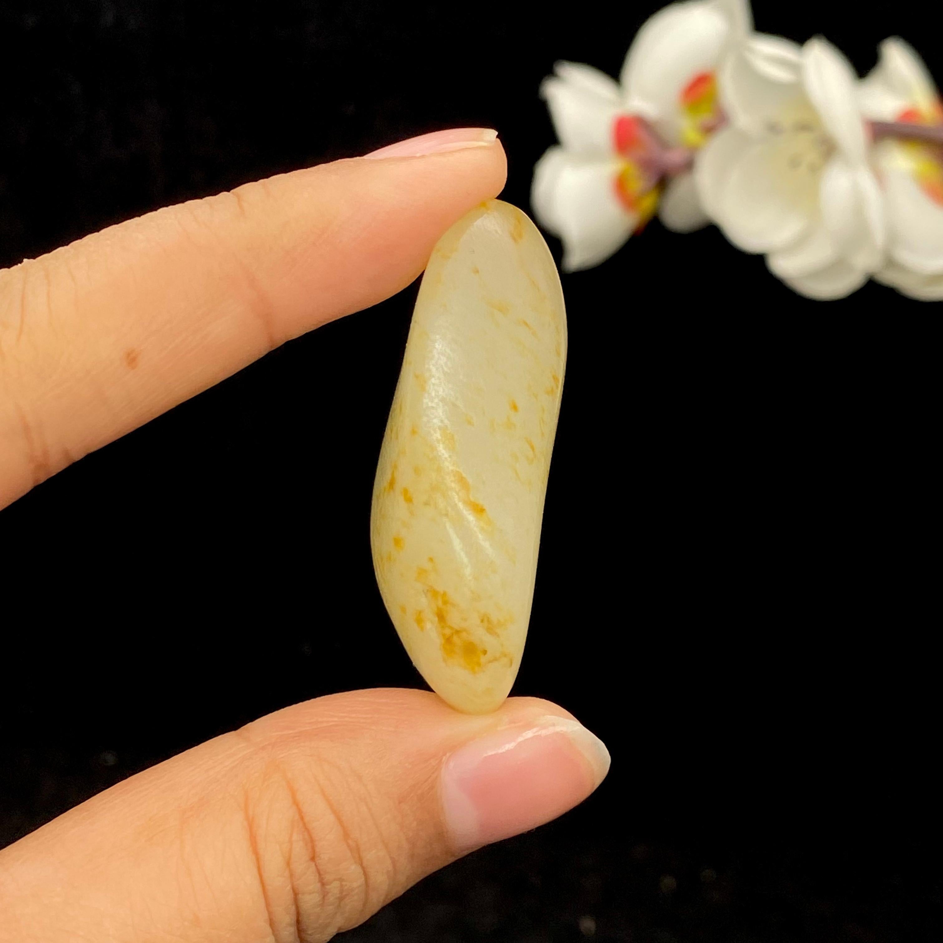 和田玉洒金皮籽料挂件（23g）