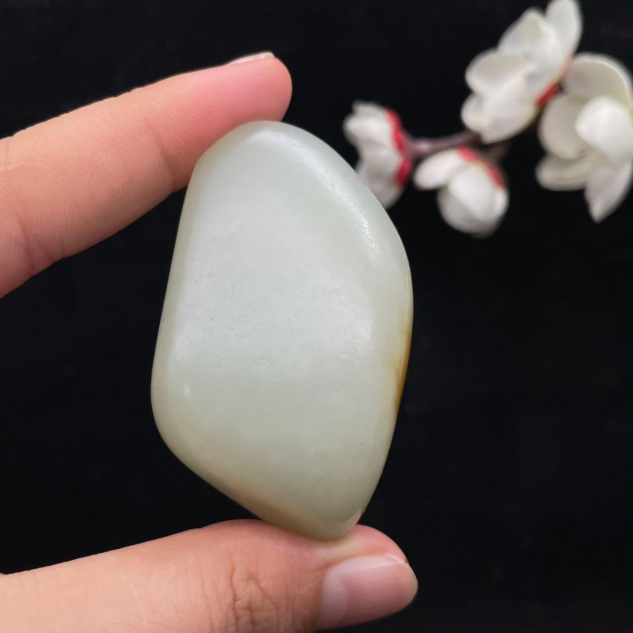 和田玉黄皮籽料（66.2g）