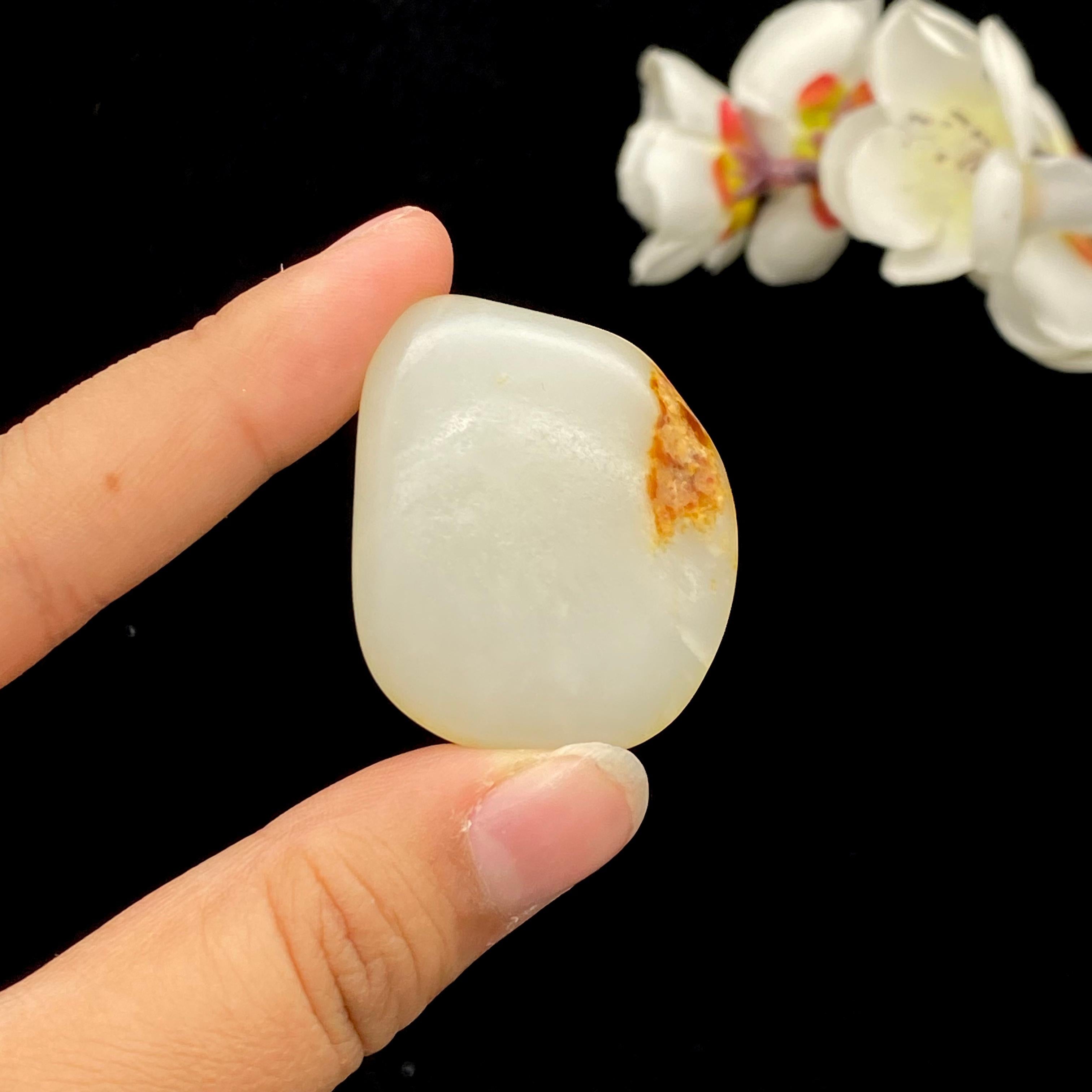和田玉黄皮籽料原石（30.5g）