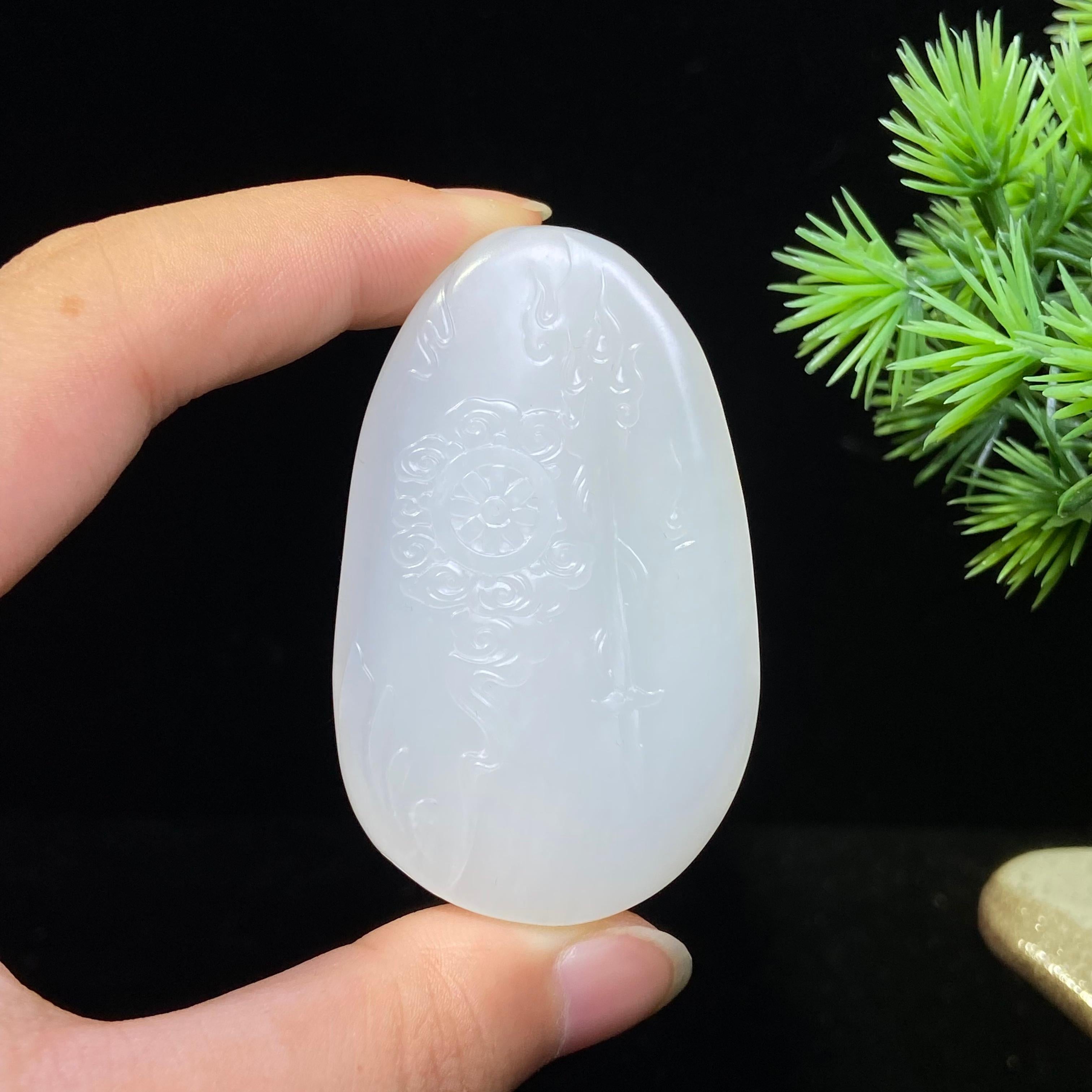 和田玉籽料观音（37.7g）