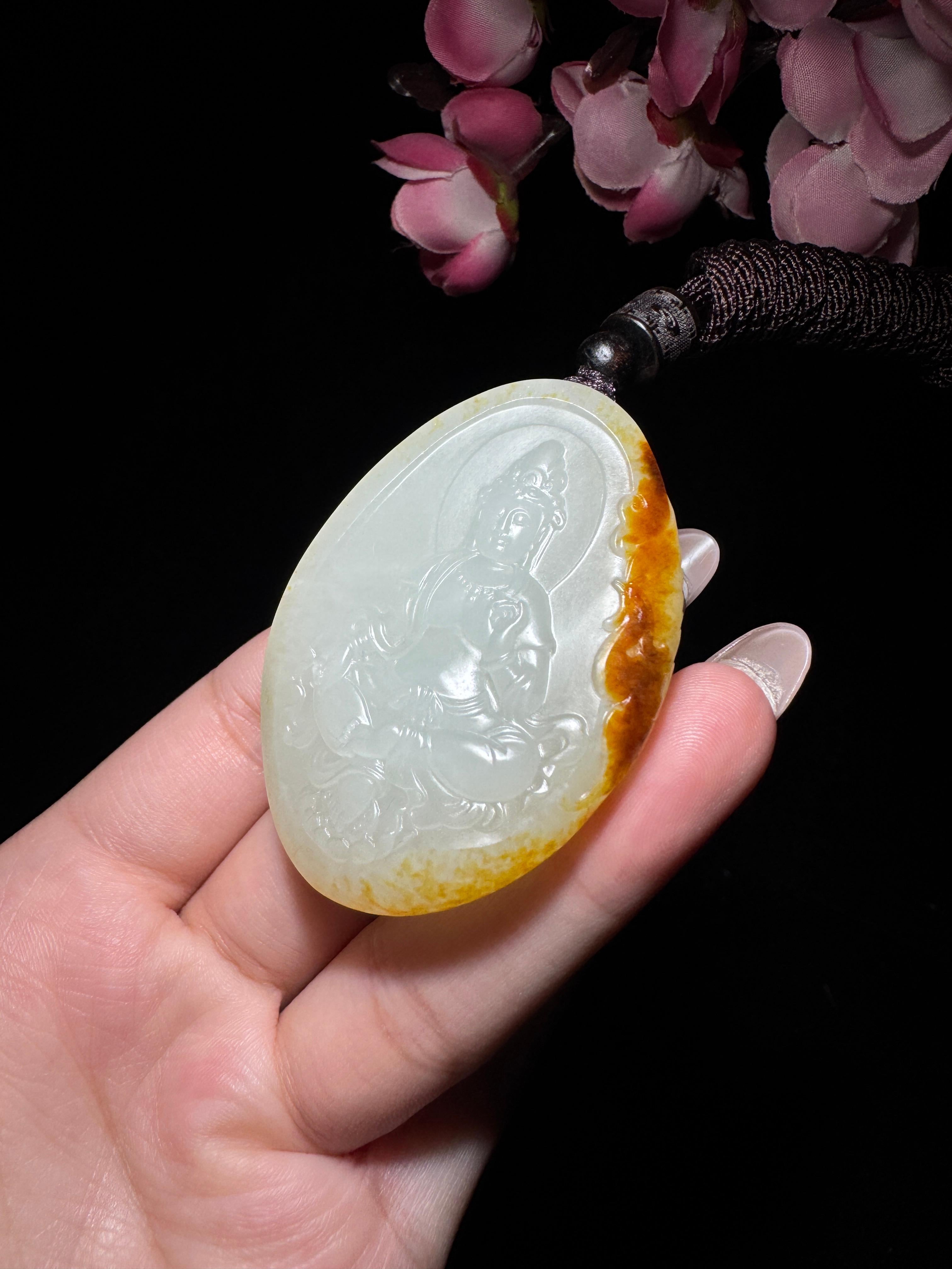 和田玉籽料白玉观音（51.2g）