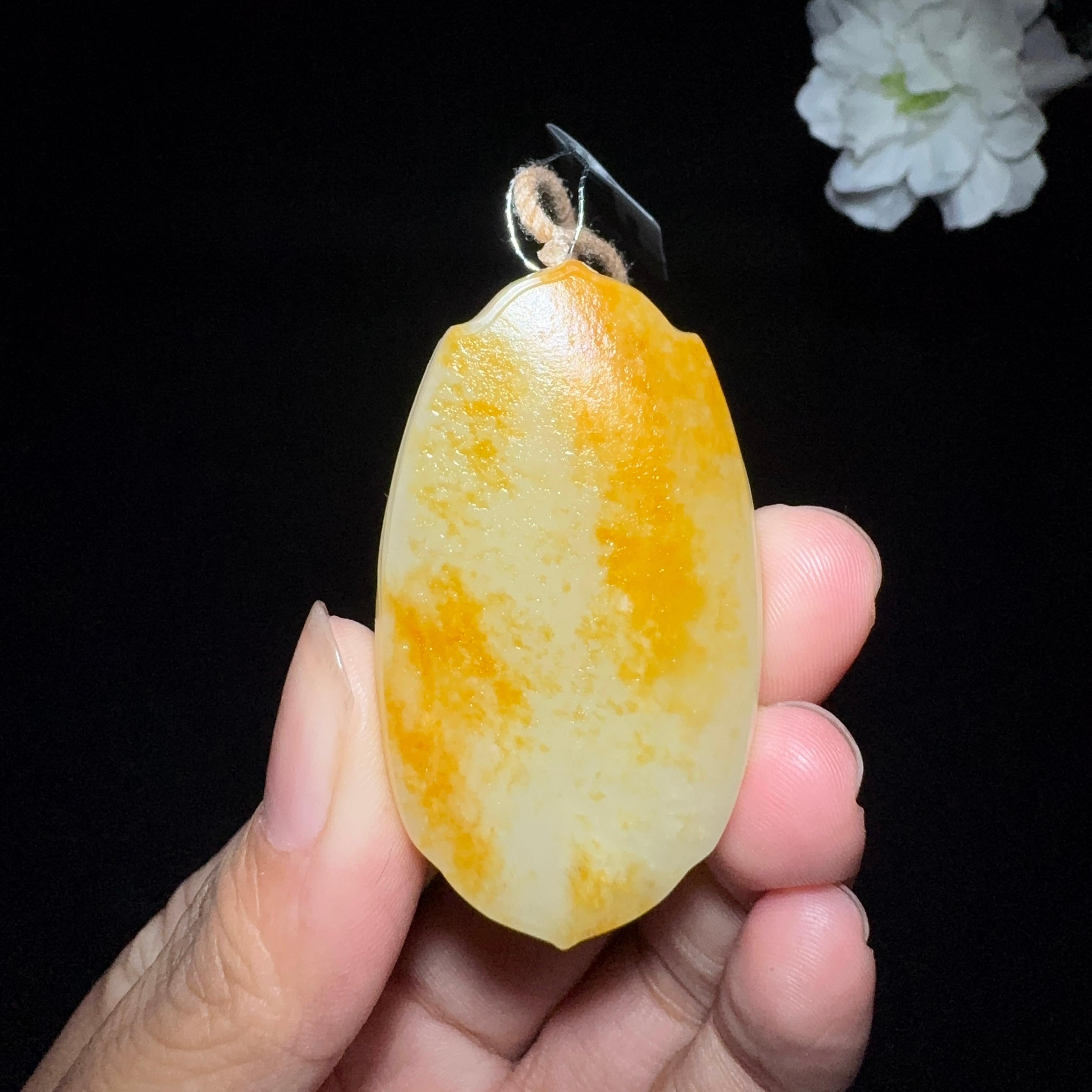 和田玉籽料平安无事牌（36.6g）