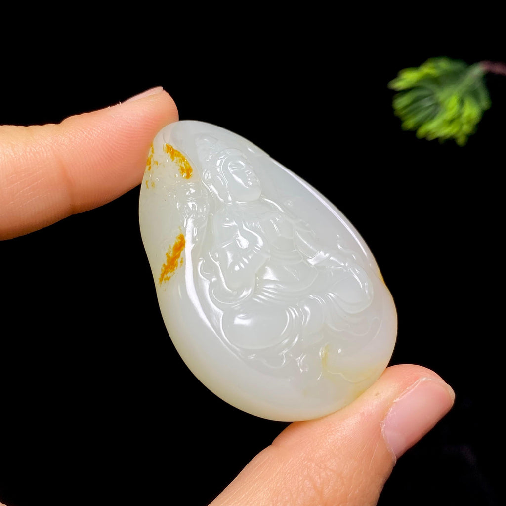和田玉籽料观音（49.0g）