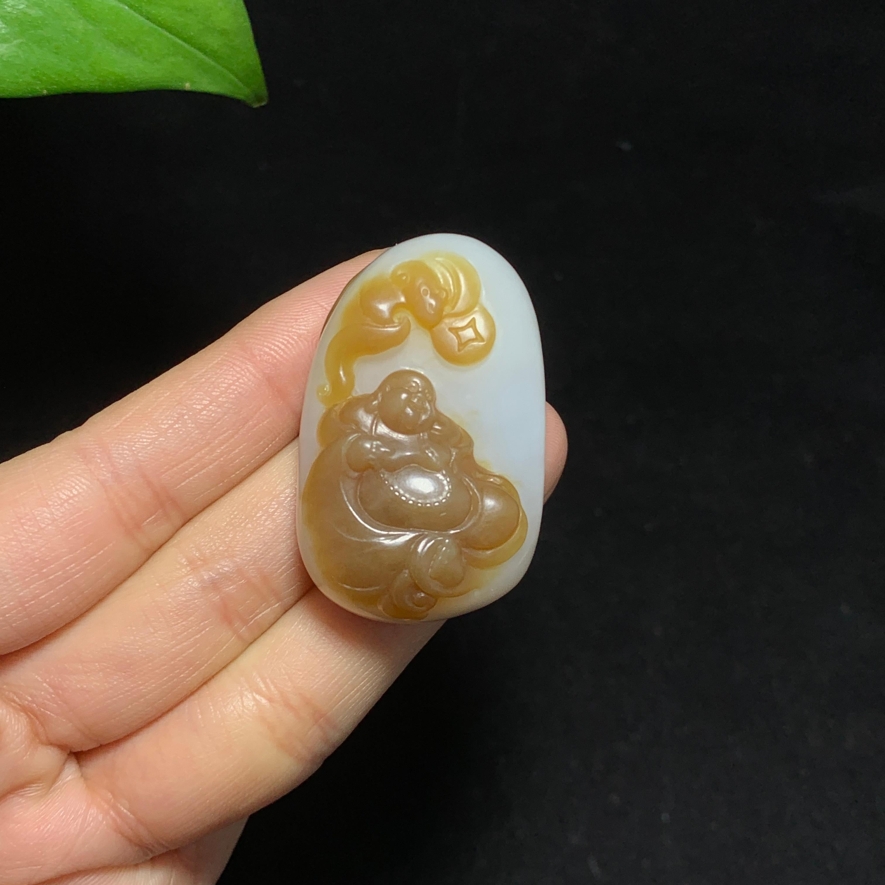 收藏级新疆且末糖羊脂白玉佛公挂件（36.2g）