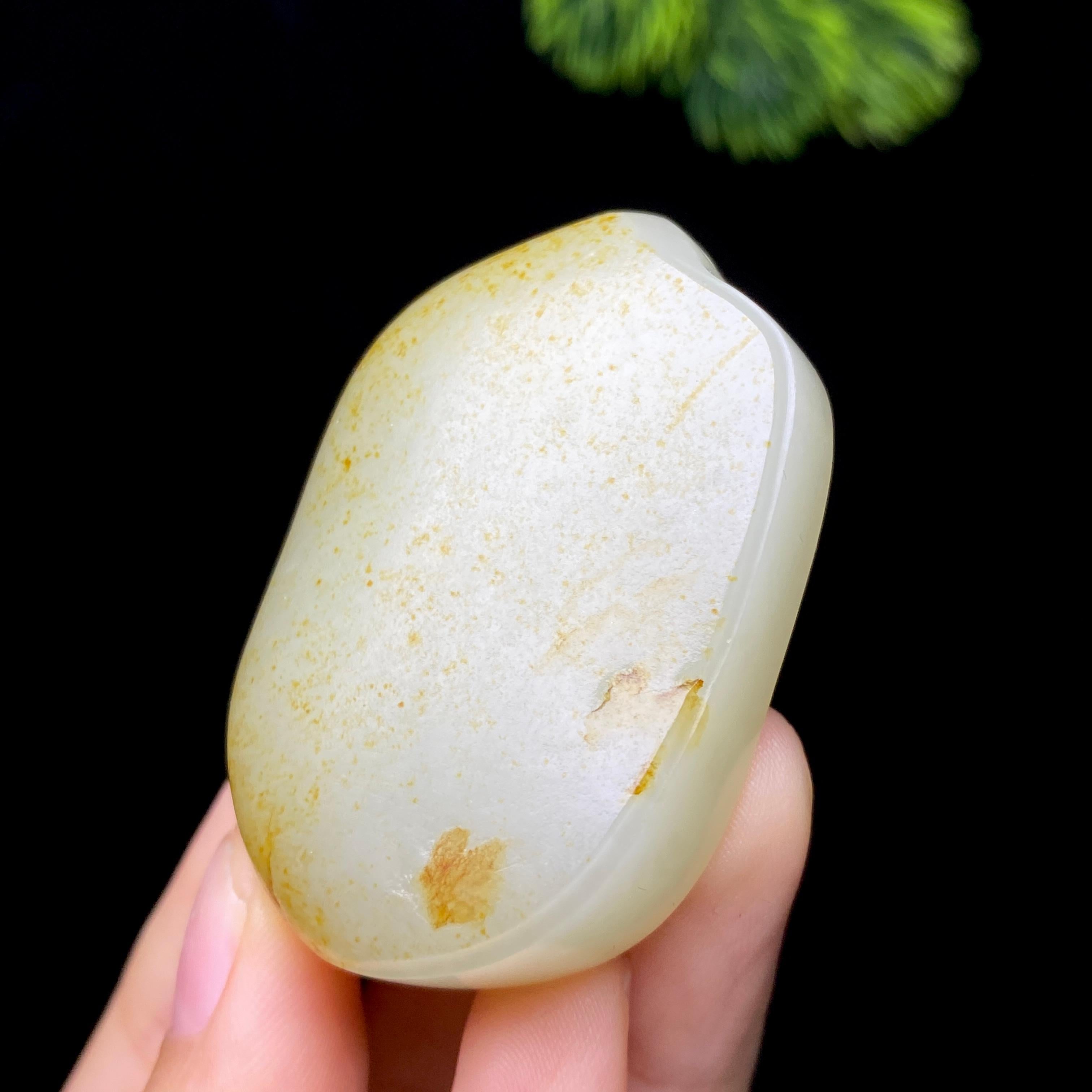 和田玉籽料无事牌（45.2g）