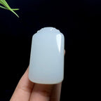 和田山料高冰底白玉无事牌（47.0g）