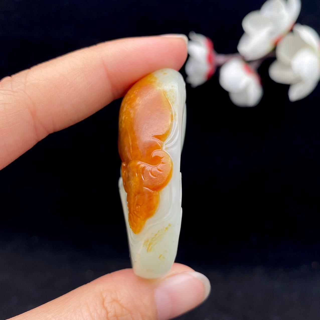 和田玉籽料【扭转乾坤】（54.1g）