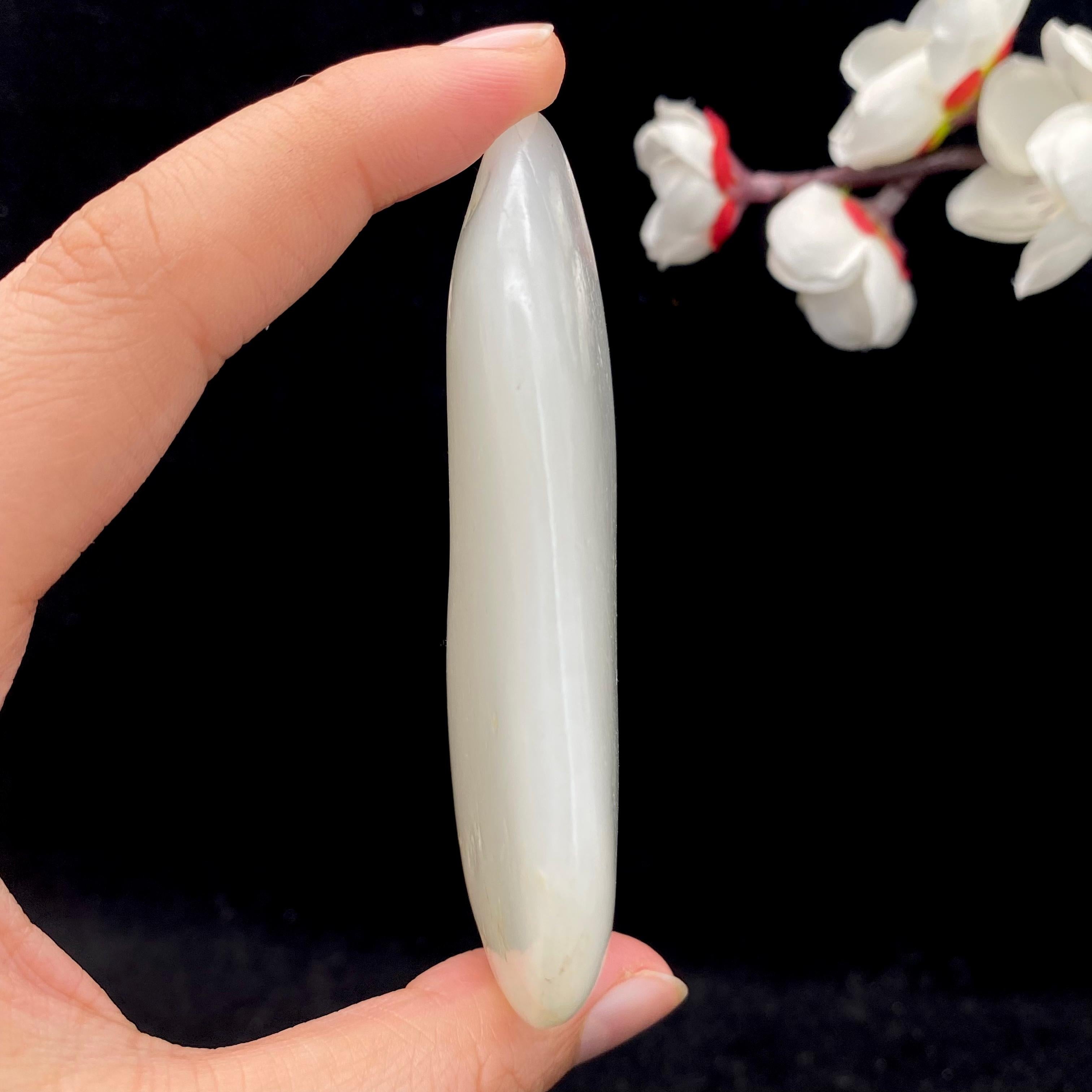 和田玉白玉籽料原石（92.1g）