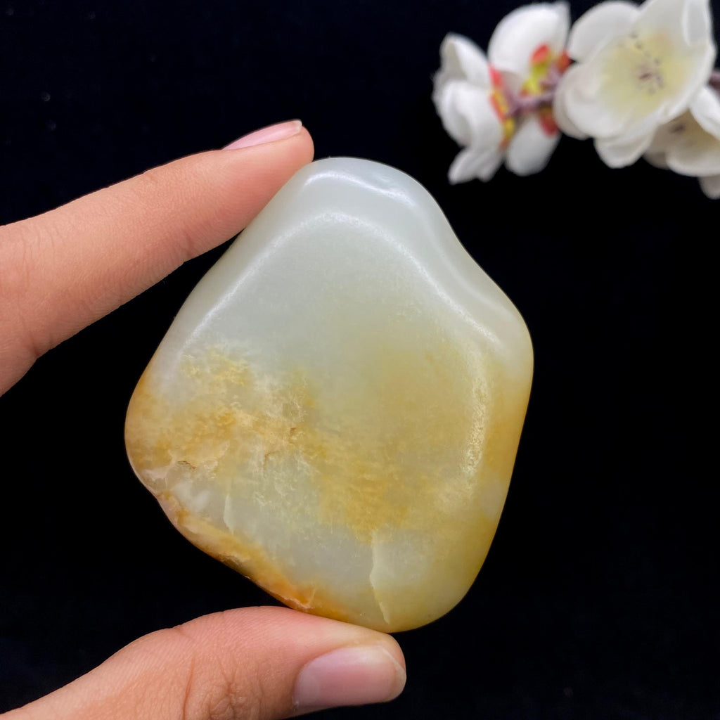 和田玉黄皮籽料（90.9g）