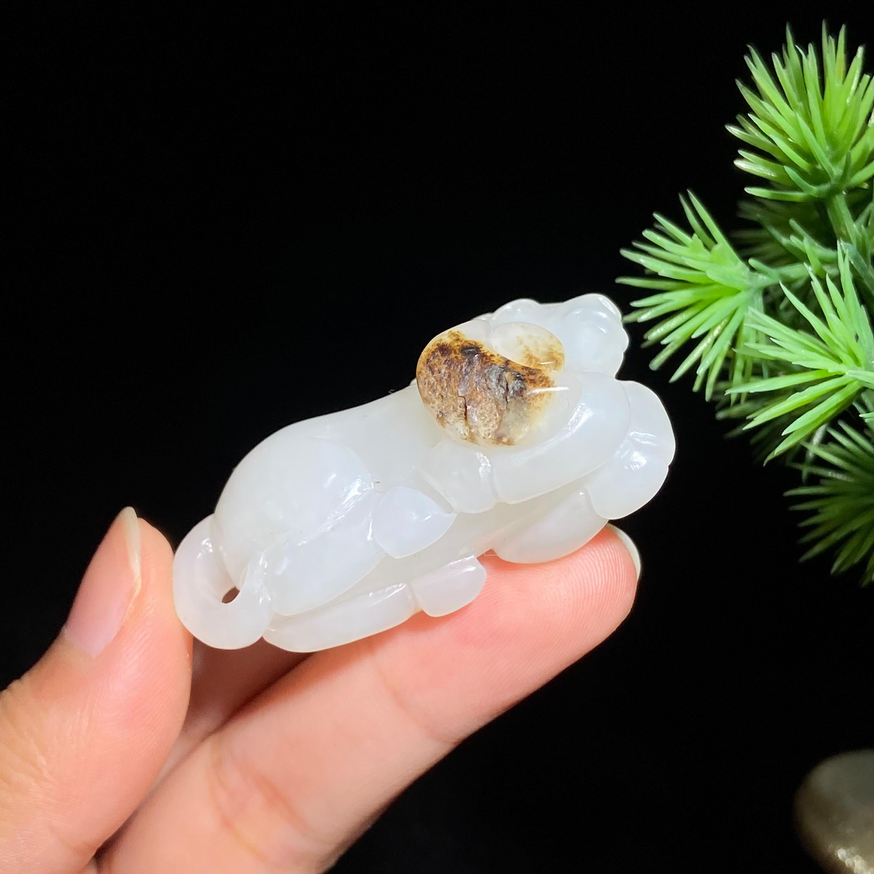 和田玉籽料马到成功（26.8g）