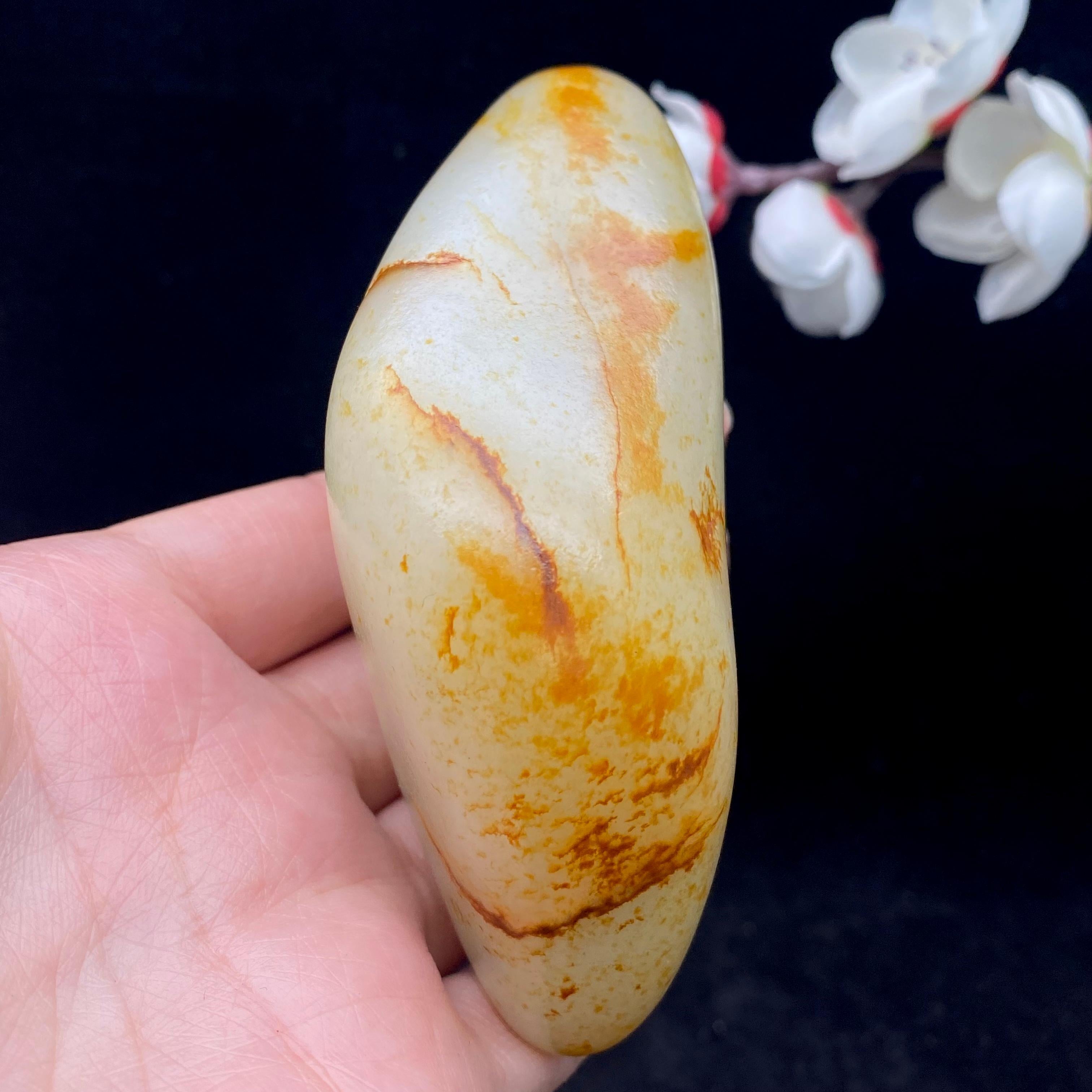 和田玉洒红皮籽料（298.3g）