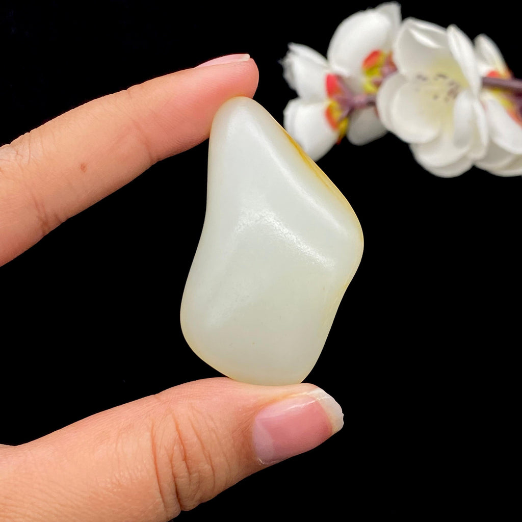 和田玉黄皮籽料挂件（30.5g）