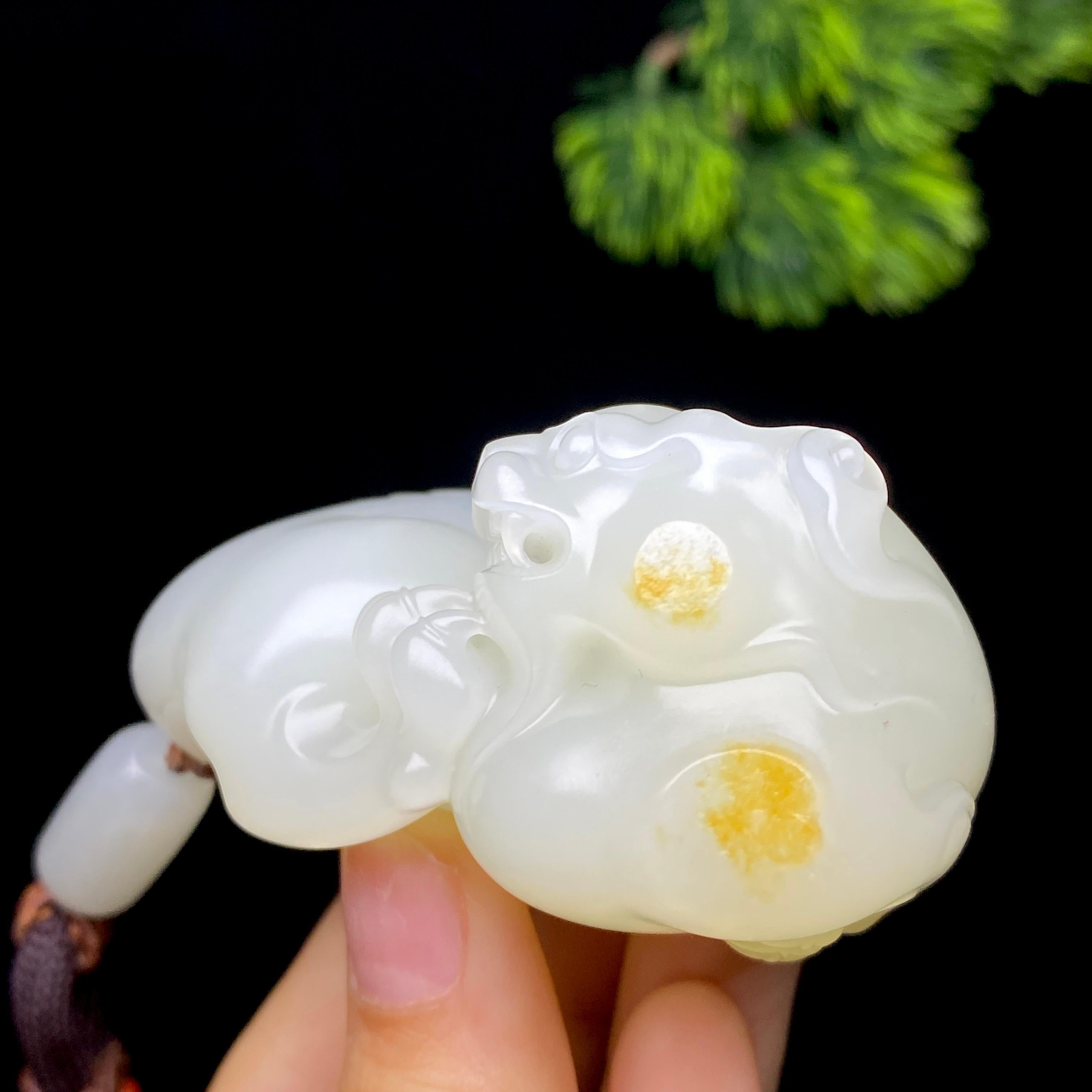 和田玉籽料貔貅把件（129.0g）