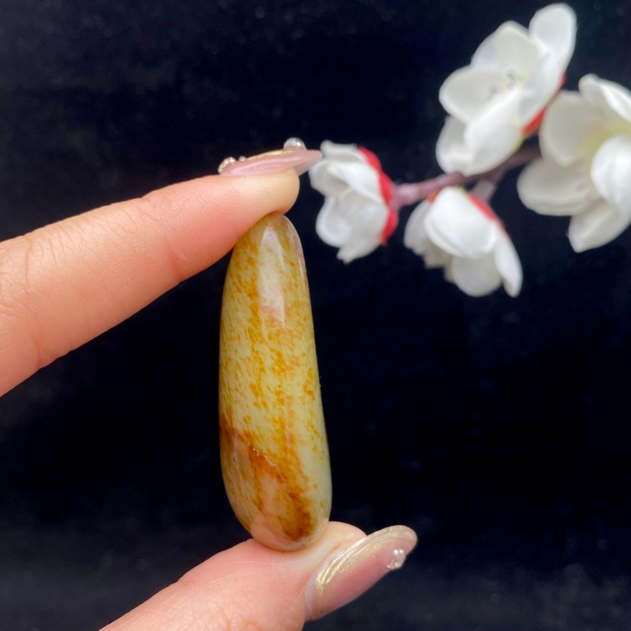 和田玉洒金皮籽料原石（35.2g）