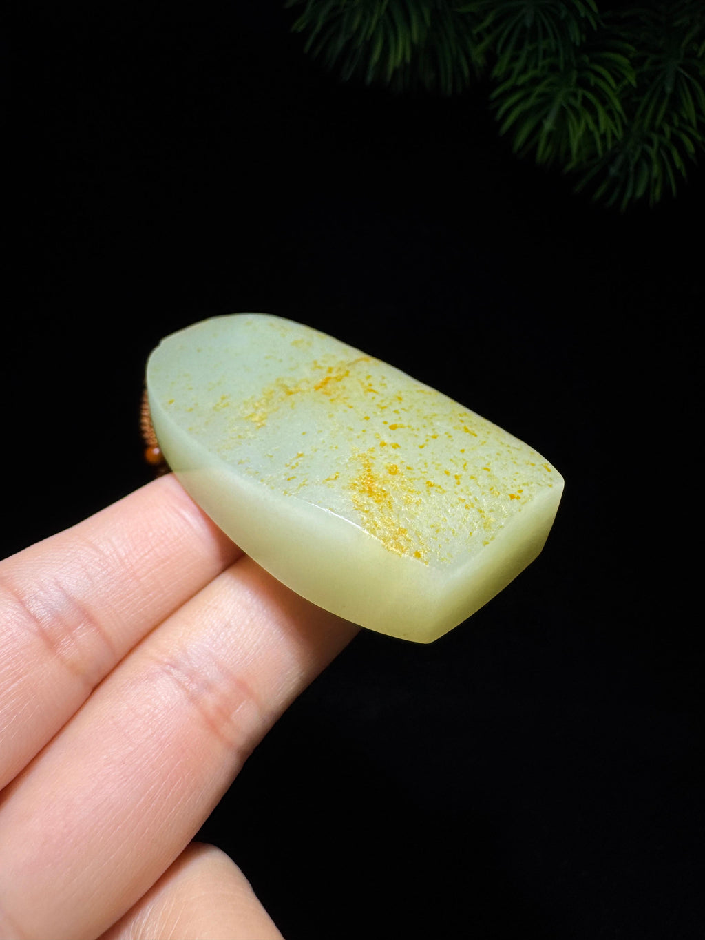 和田玉籽料满皮无事牌（60.0g）