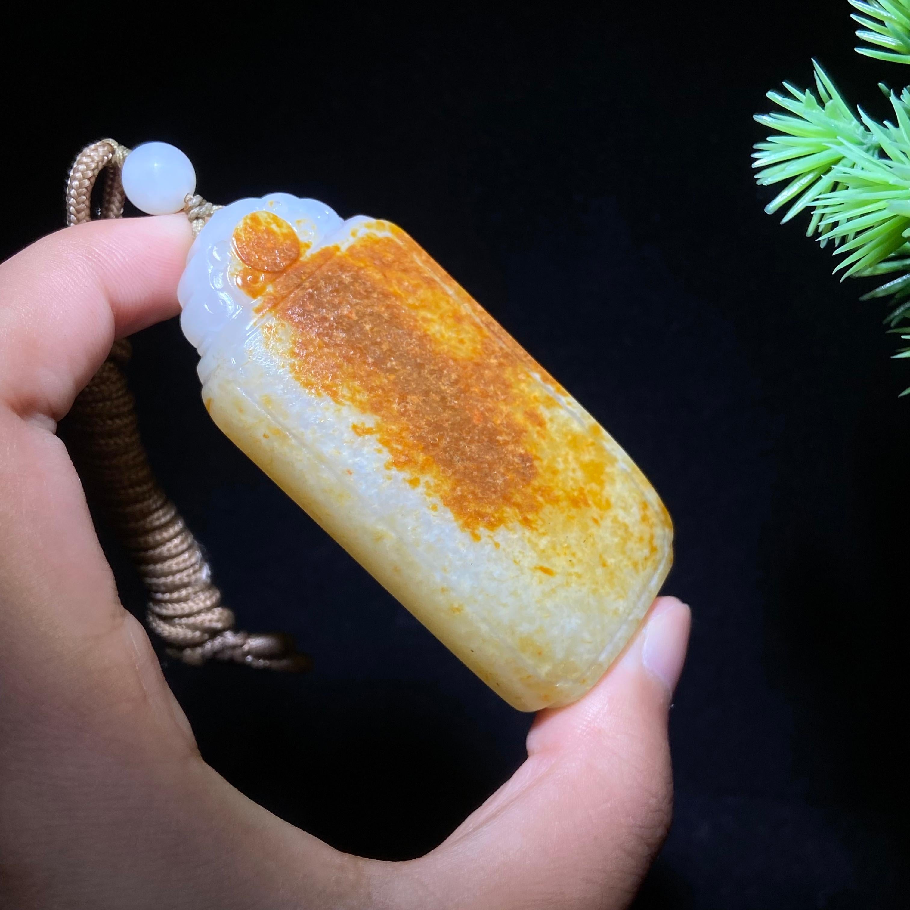 和田玉籽料无事牌（60.0g）