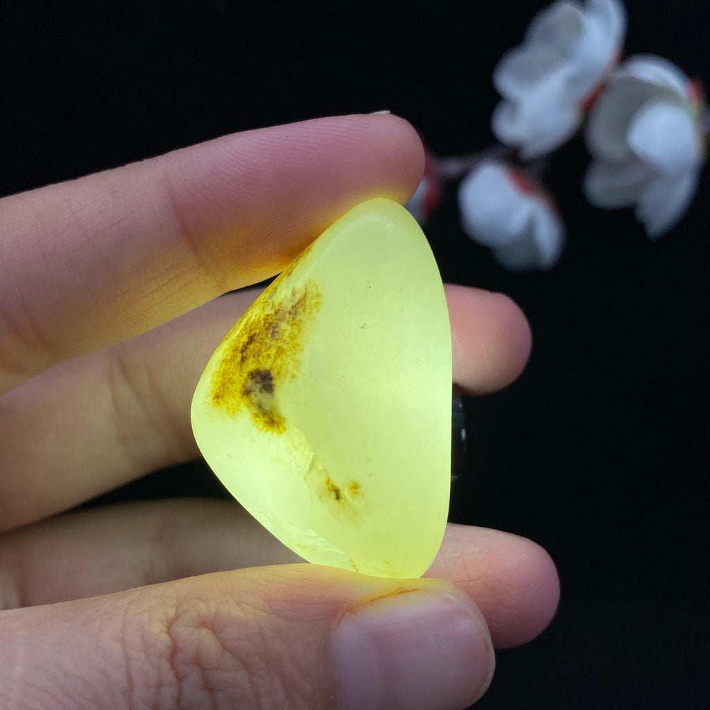 和田玉秋梨皮籽料挂件（21.7g）