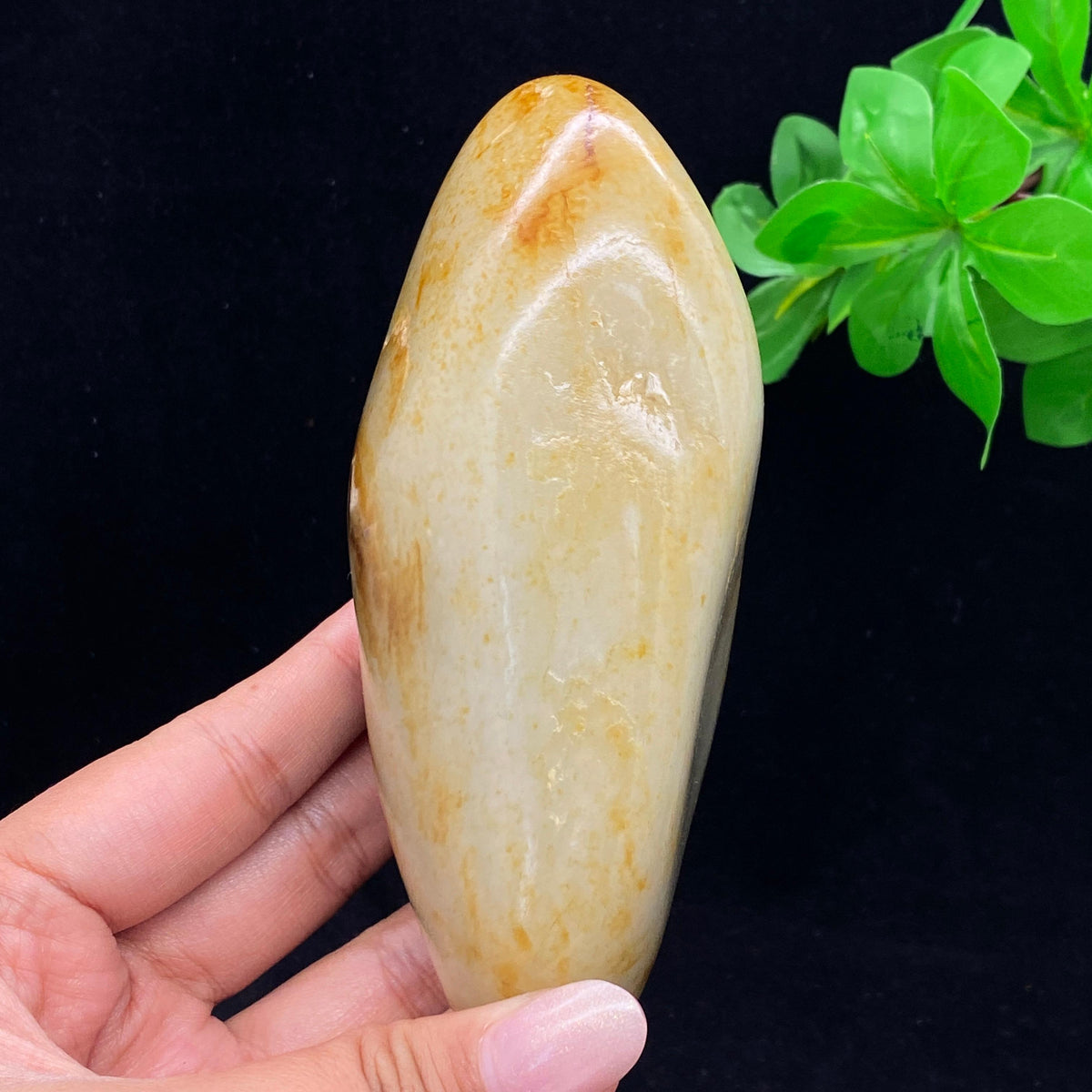 和田玉聚黄皮籽料（548.2g）