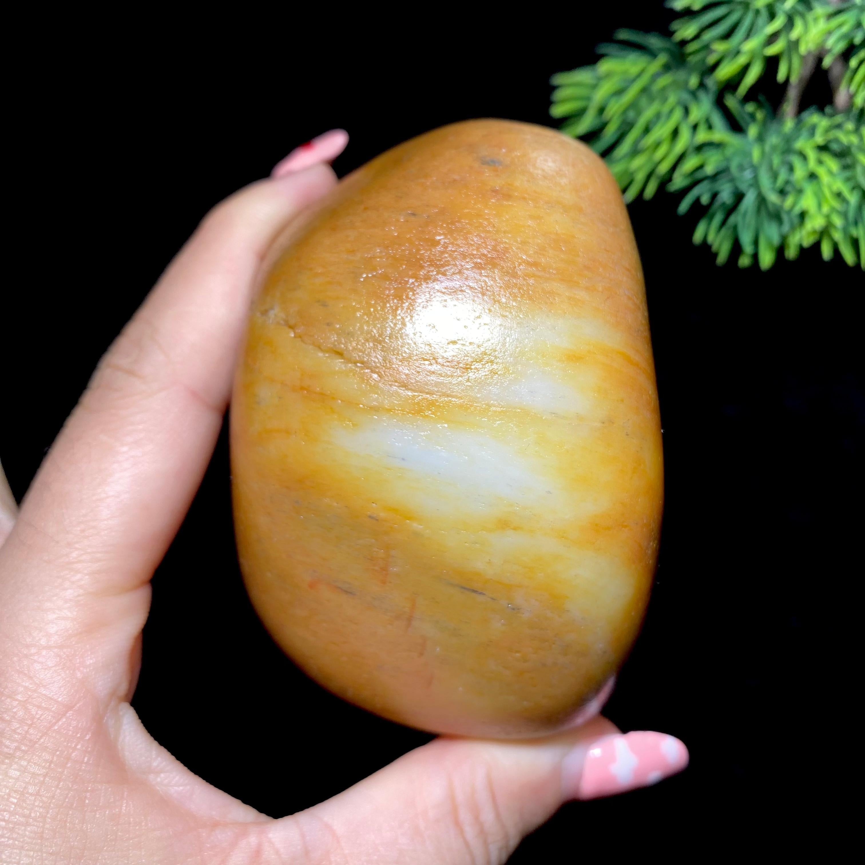 和田玉黄沁皮籽料（361.8g）