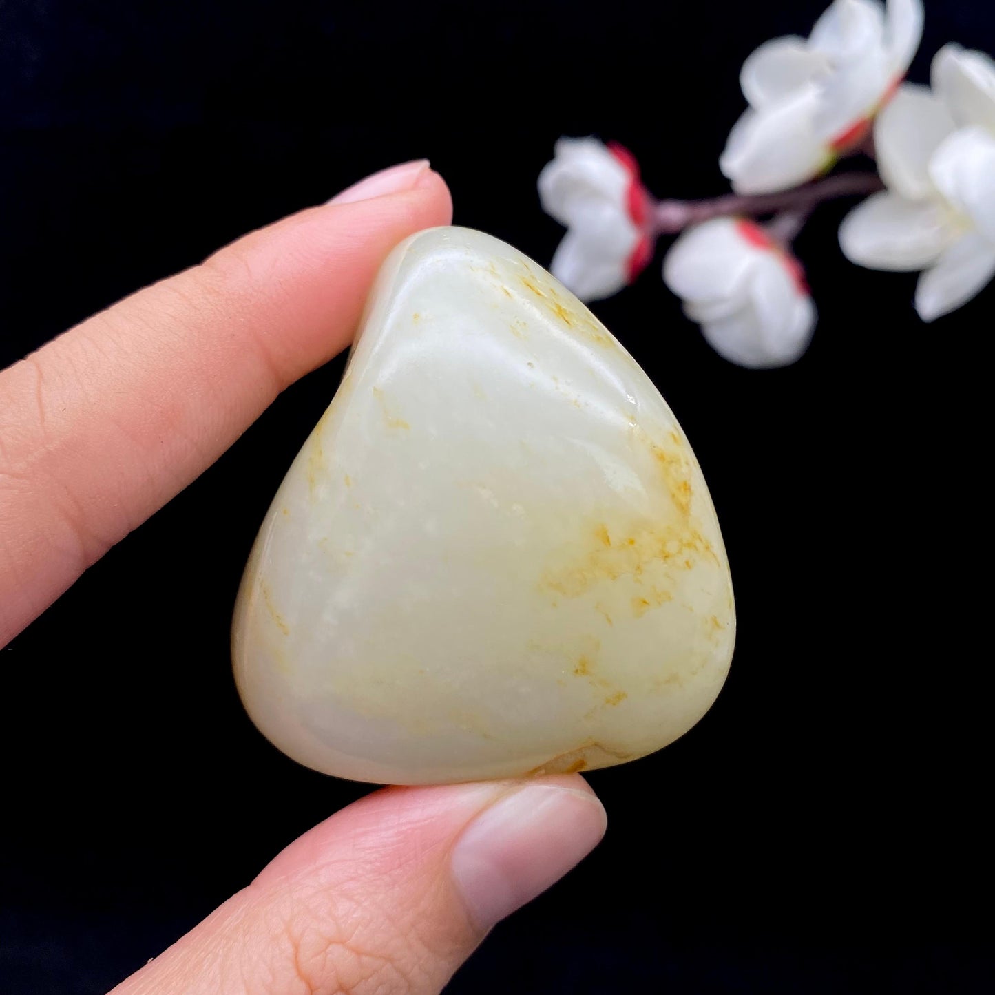 和田玉洒金皮籽料原石（63.3g）