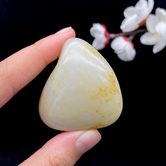 和田玉洒金皮籽料原石（63.3g）