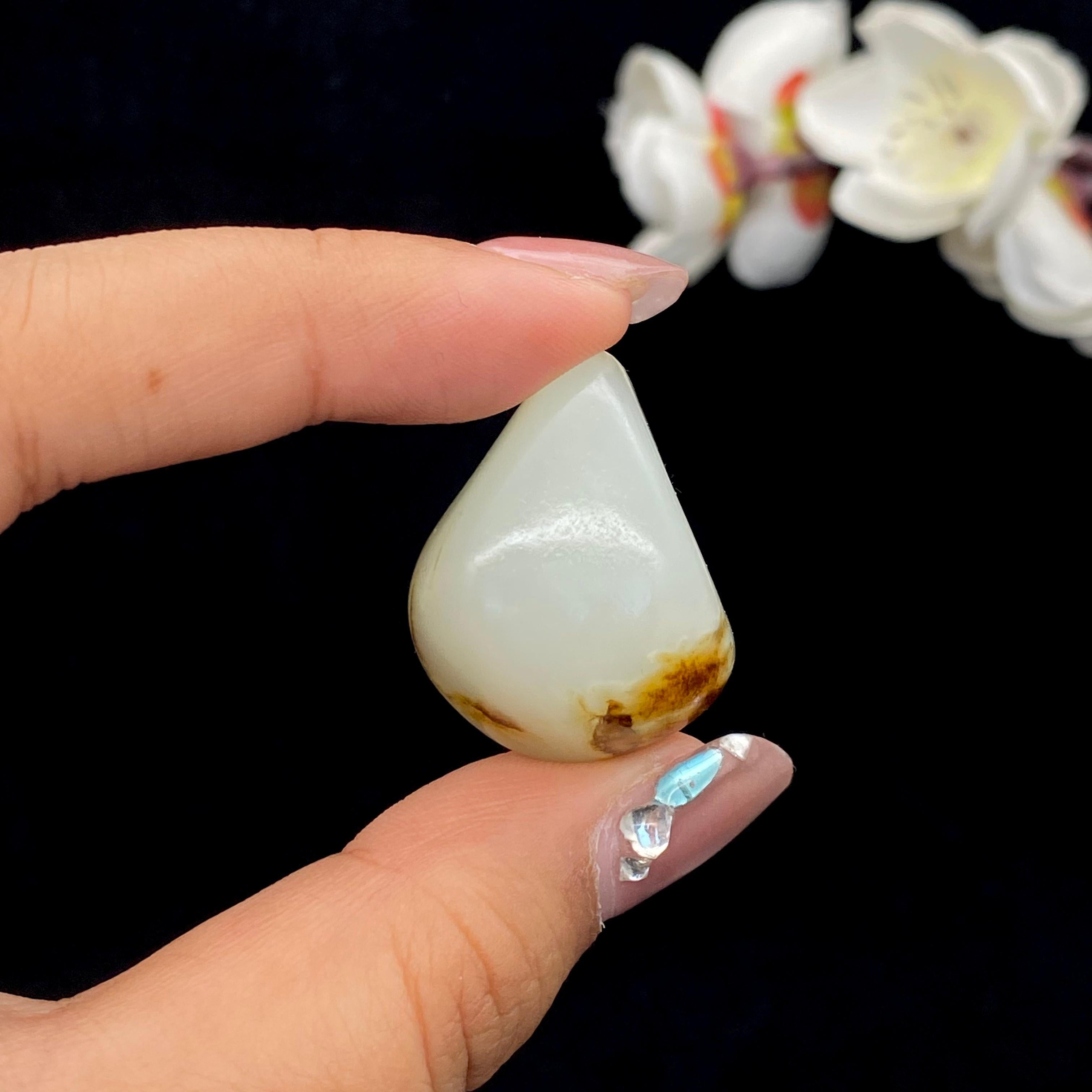 和田玉秋梨皮籽料挂件（18g）