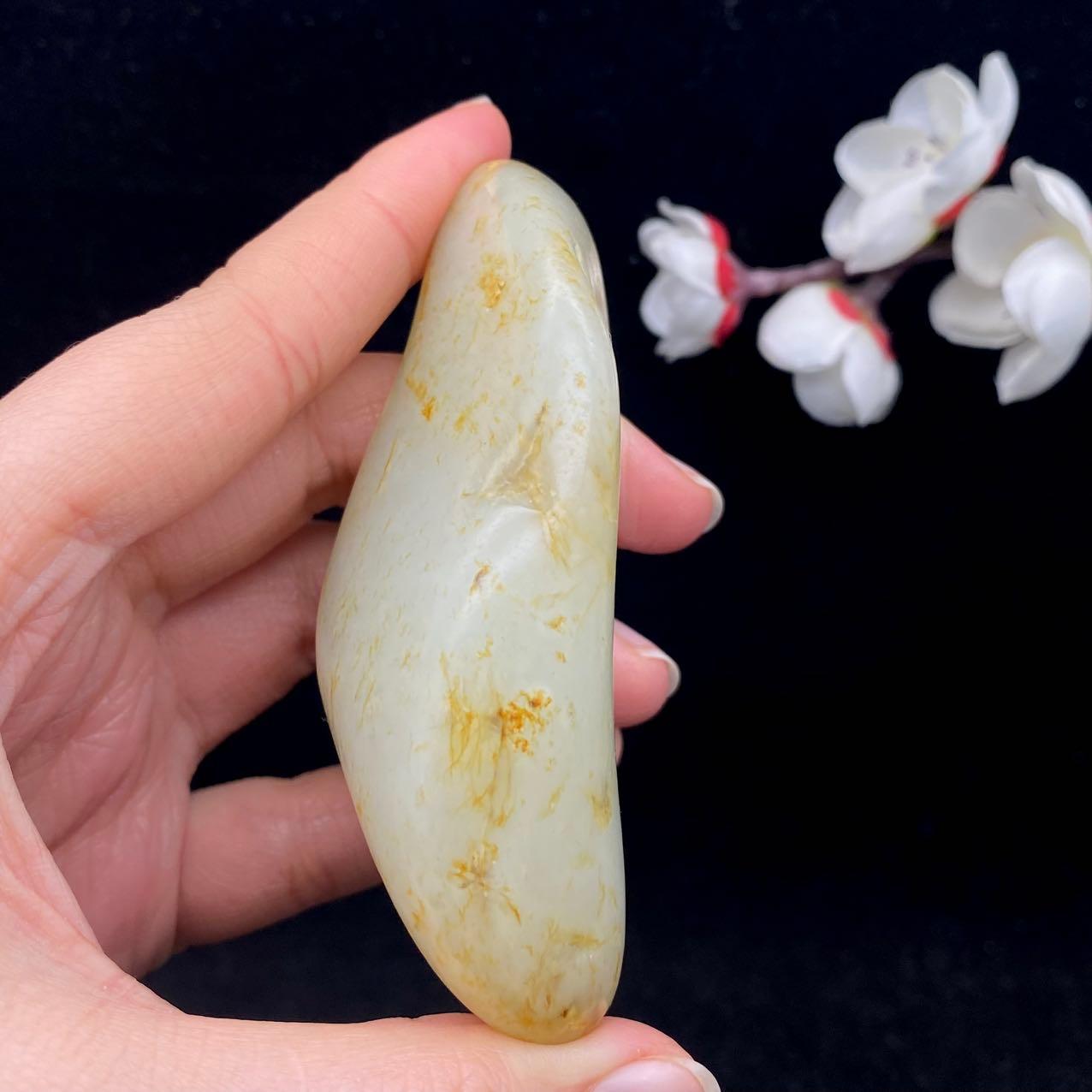 和田玉洒金皮籽料（150.3g）